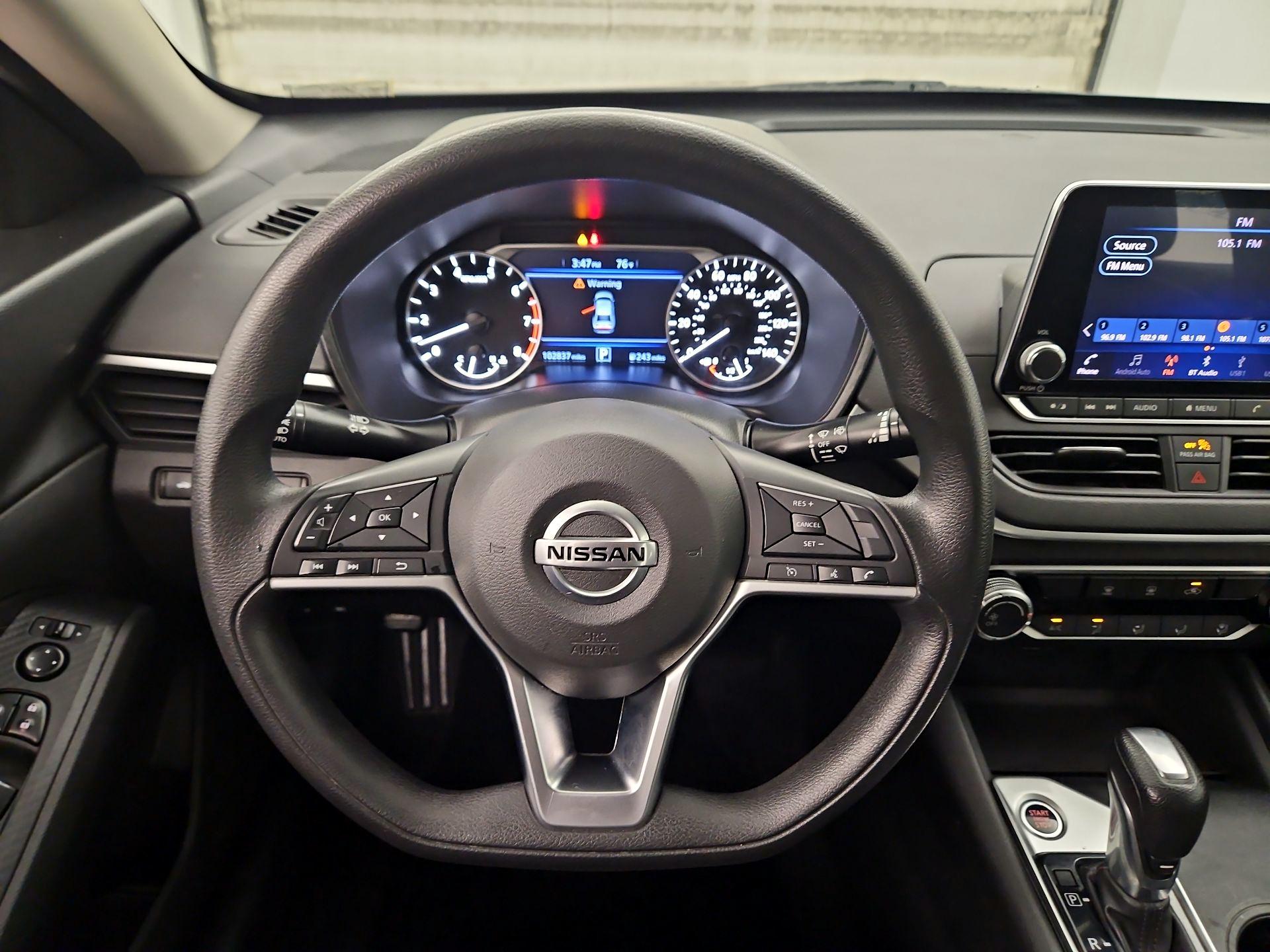 Thumbnail: 2020 Nissan Altima - 10