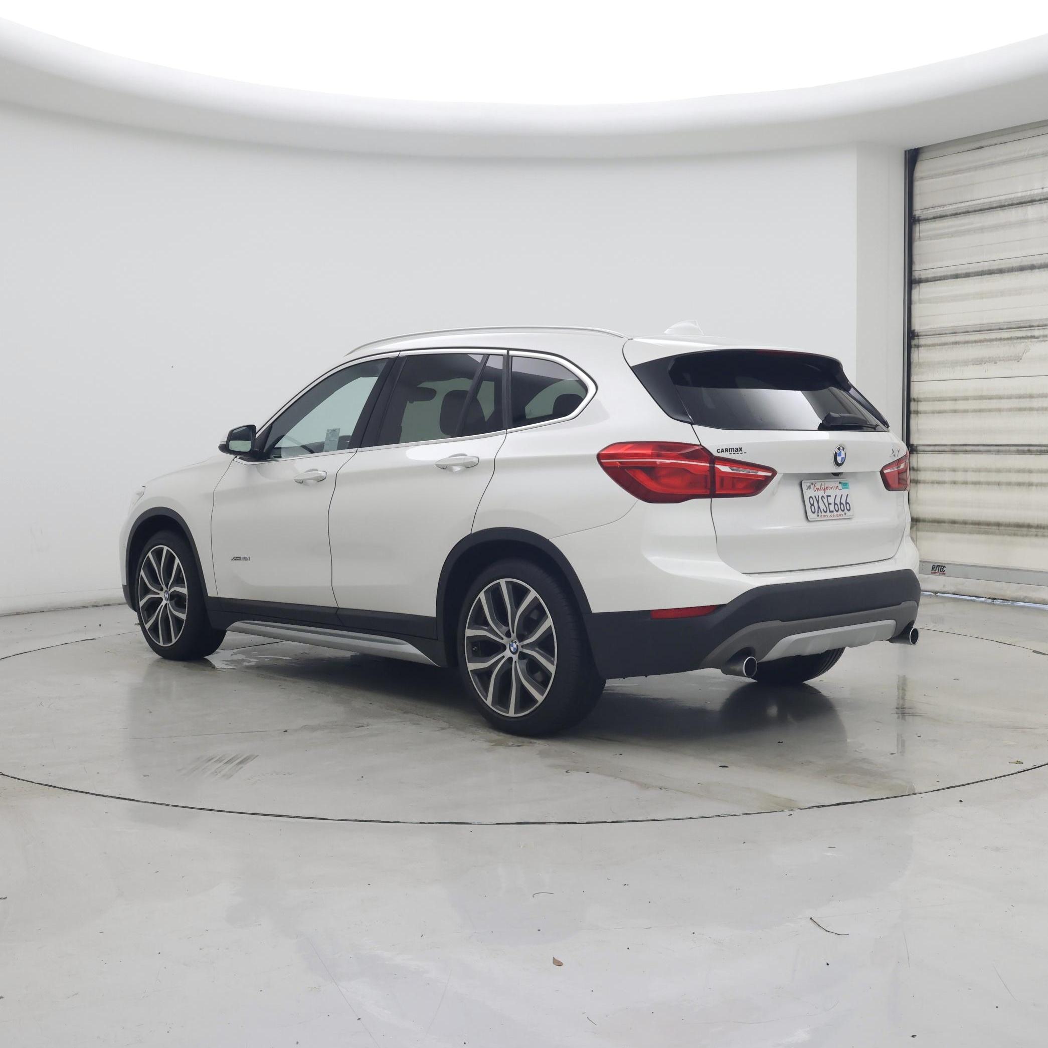 Thumbnail: 2016 BMW X1 - 2