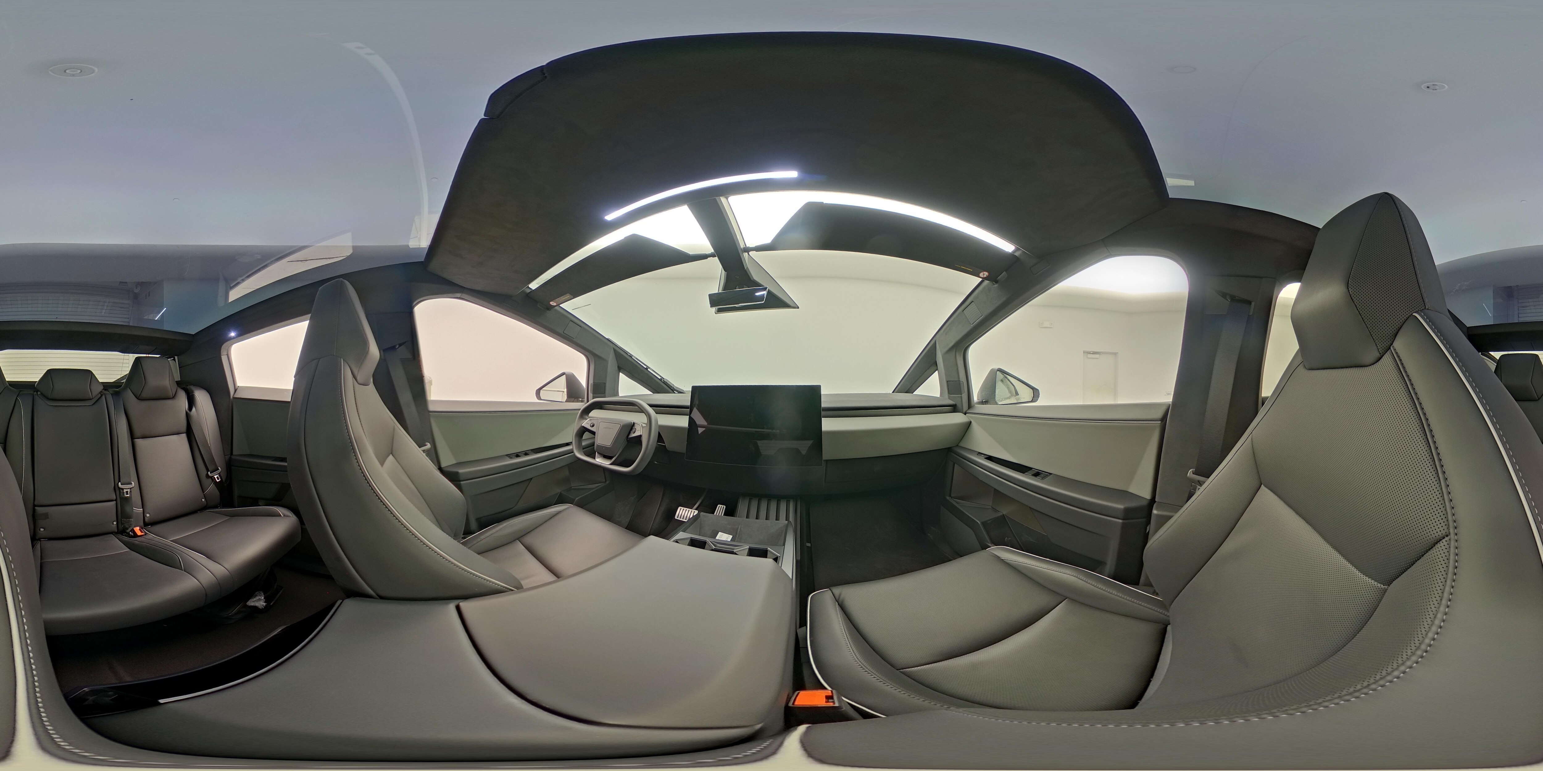 2024 Tesla Cybertruck Cyberbeast - Photo 25