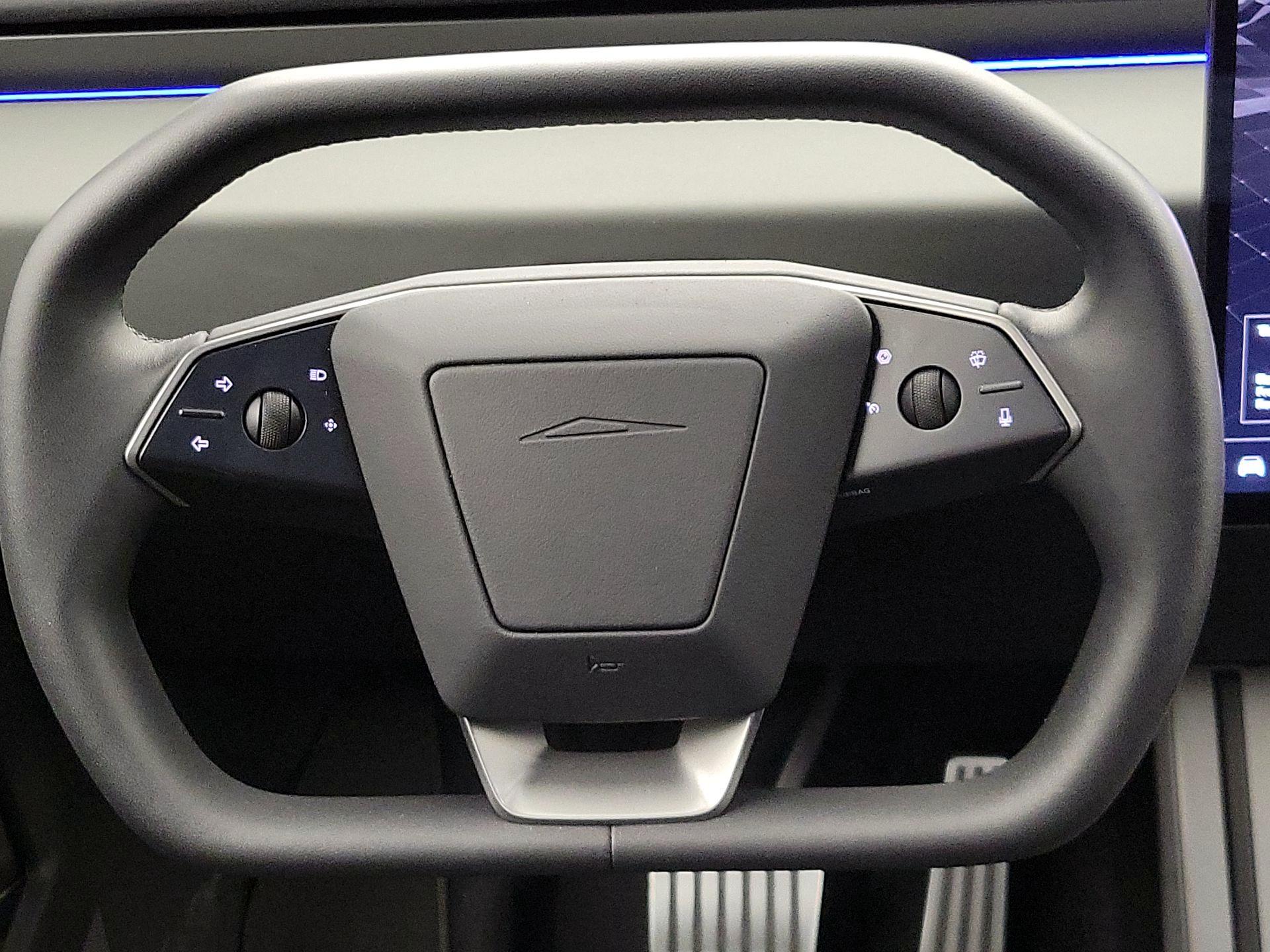 Thumbnail: 2024 Tesla Cybertruck - 10