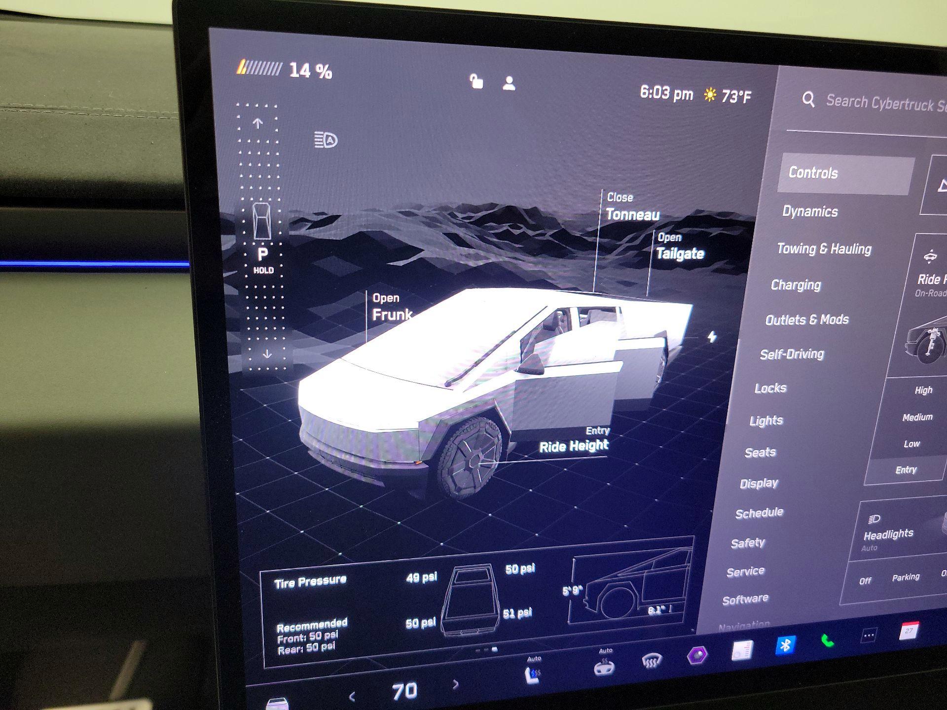 Thumbnail: 2024 Tesla Cybertruck - 17