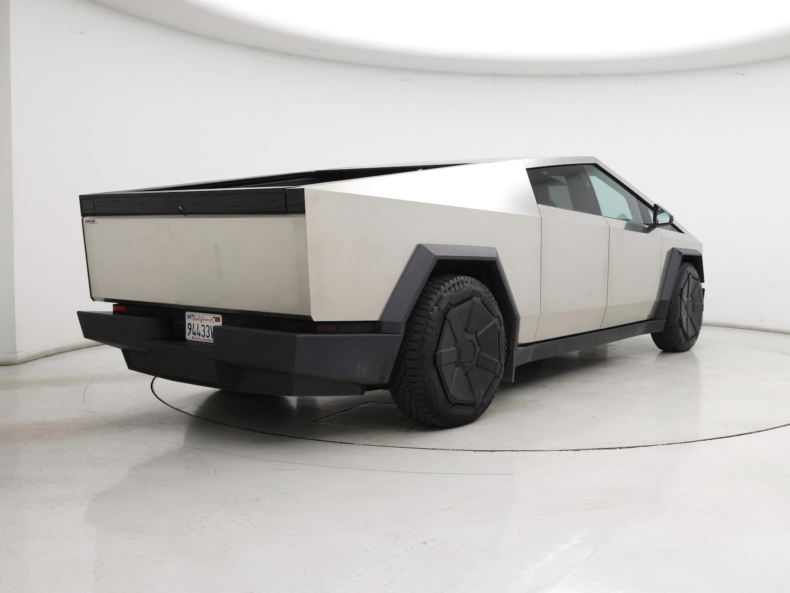2024 Tesla Cybertruck Cyberbeast - Photo 9