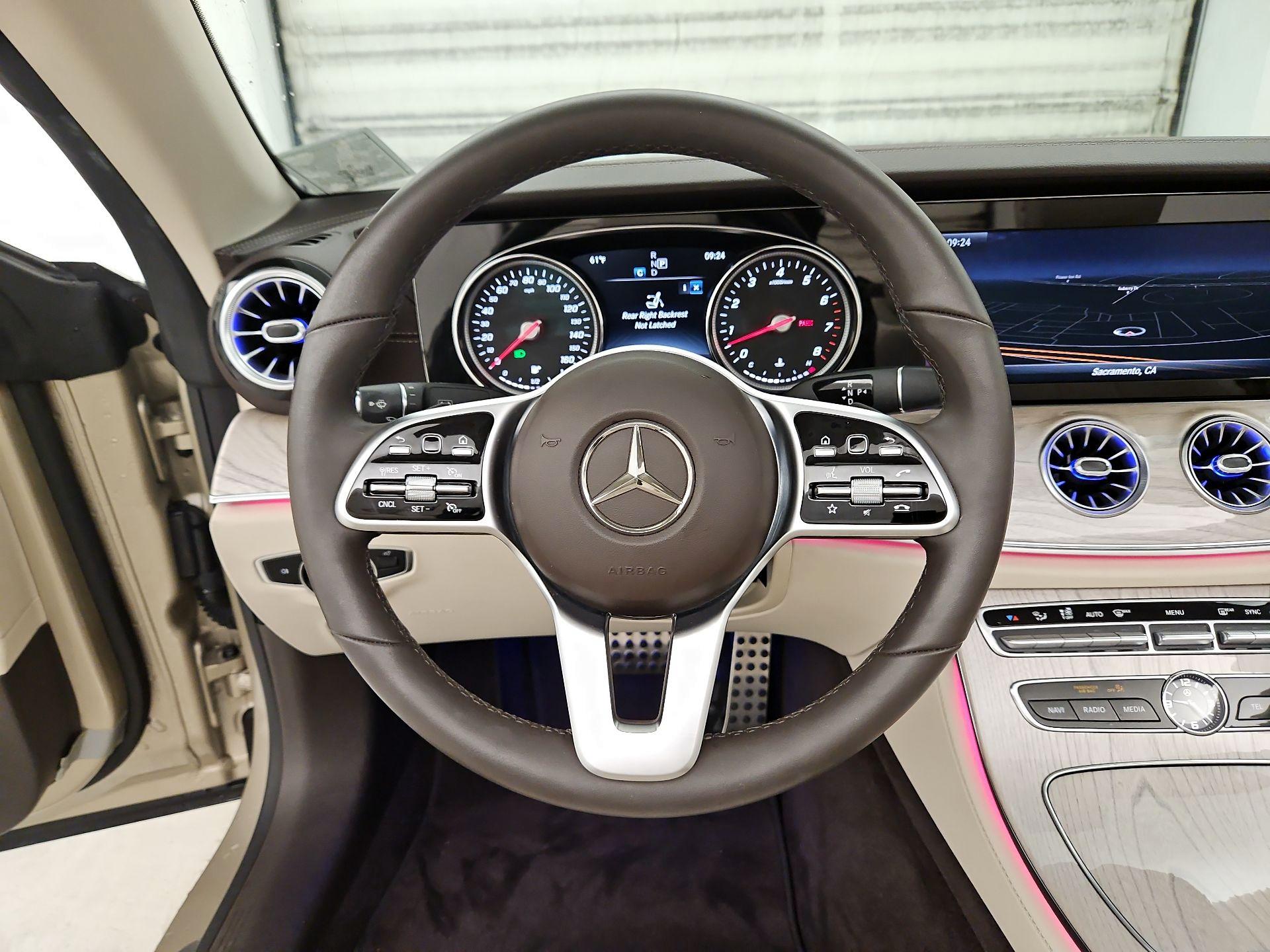 Thumbnail: 2019 Mercedes-Benz E-Class - 10