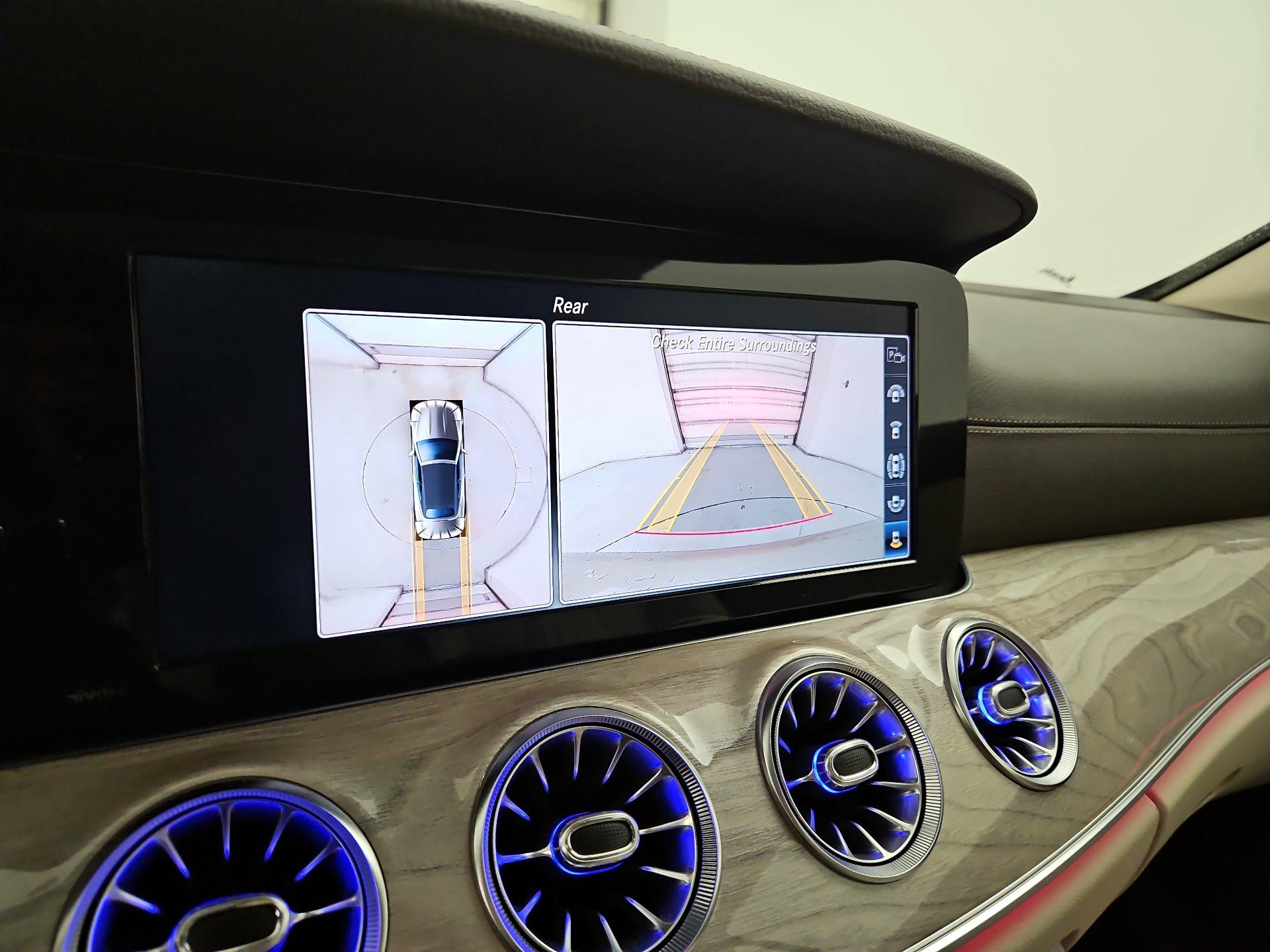 Thumbnail: 2019 Mercedes-Benz E-Class - 15