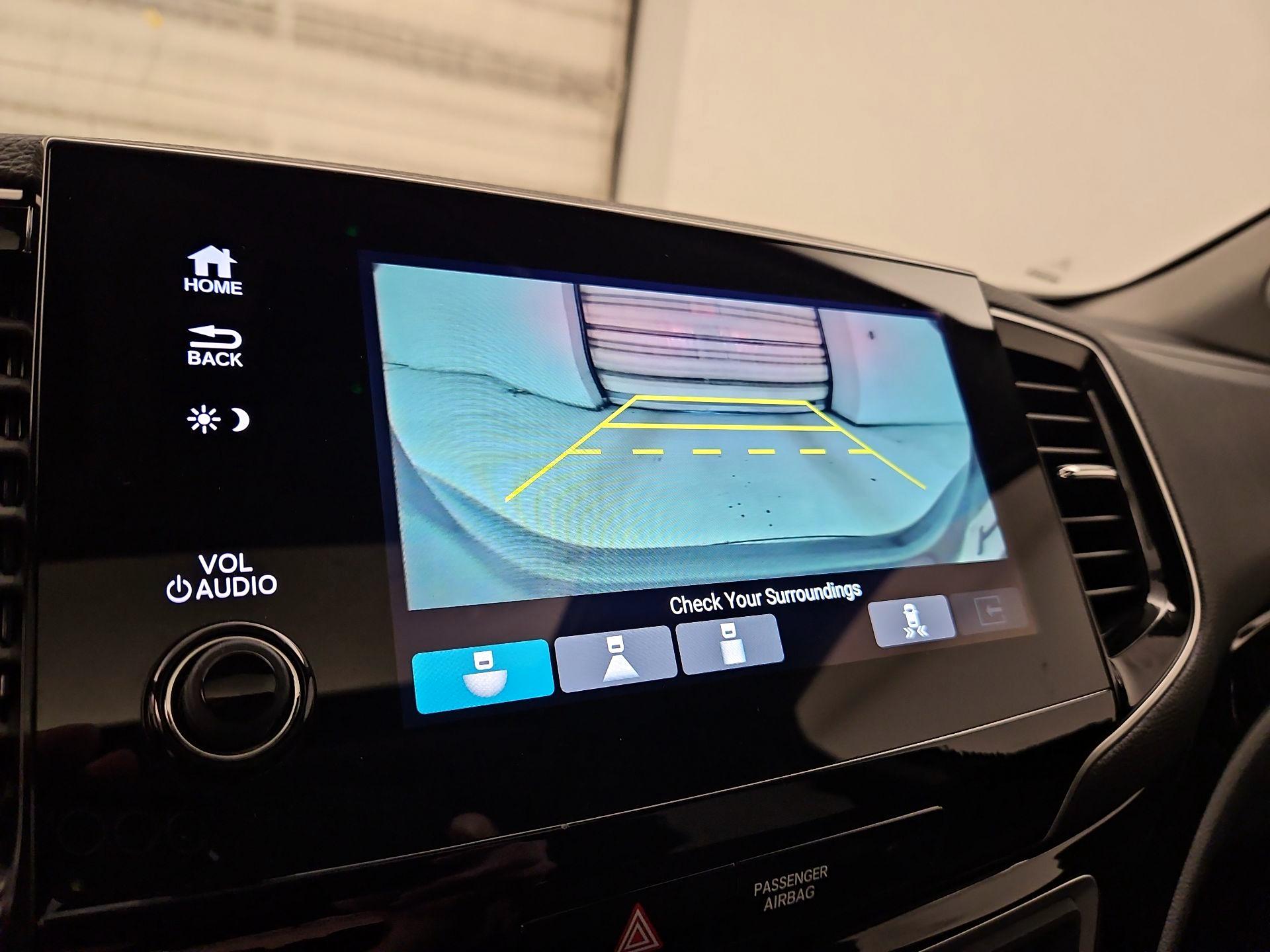 Thumbnail: 2019 Honda Pilot - 15