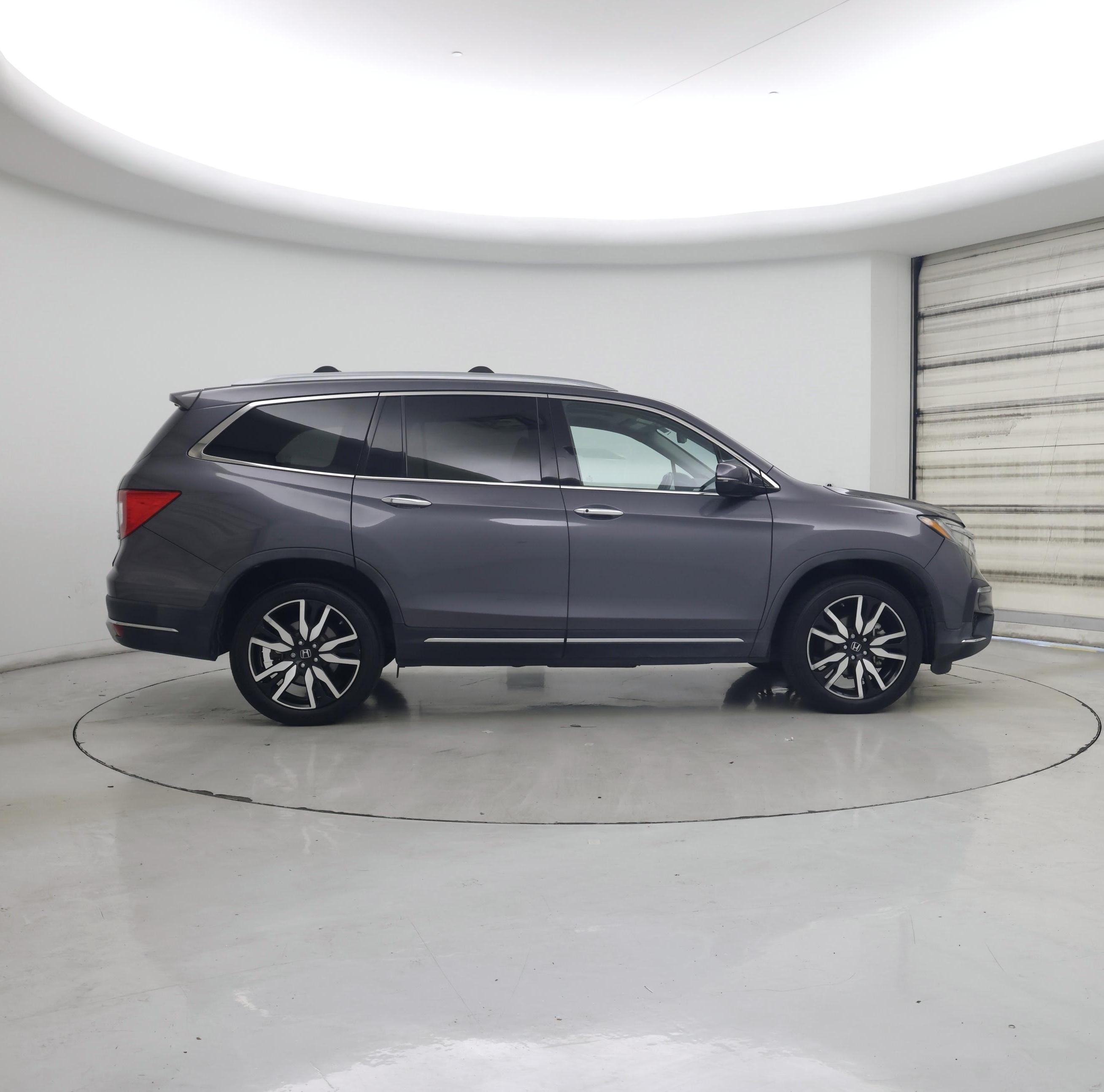 Thumbnail: 2019 Honda Pilot - 7