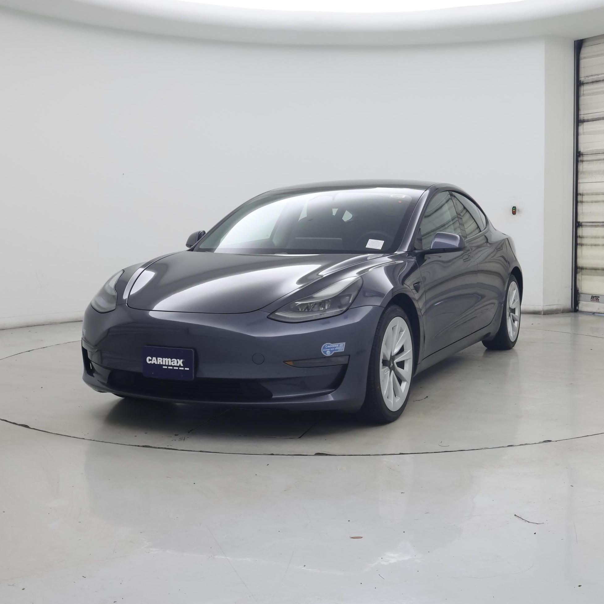 Thumbnail: 2021 Tesla Model 3 - 4