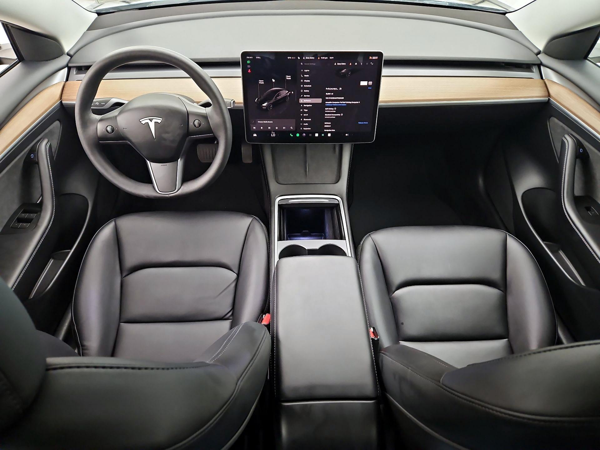 Thumbnail: 2023 Tesla Model 3 - 9