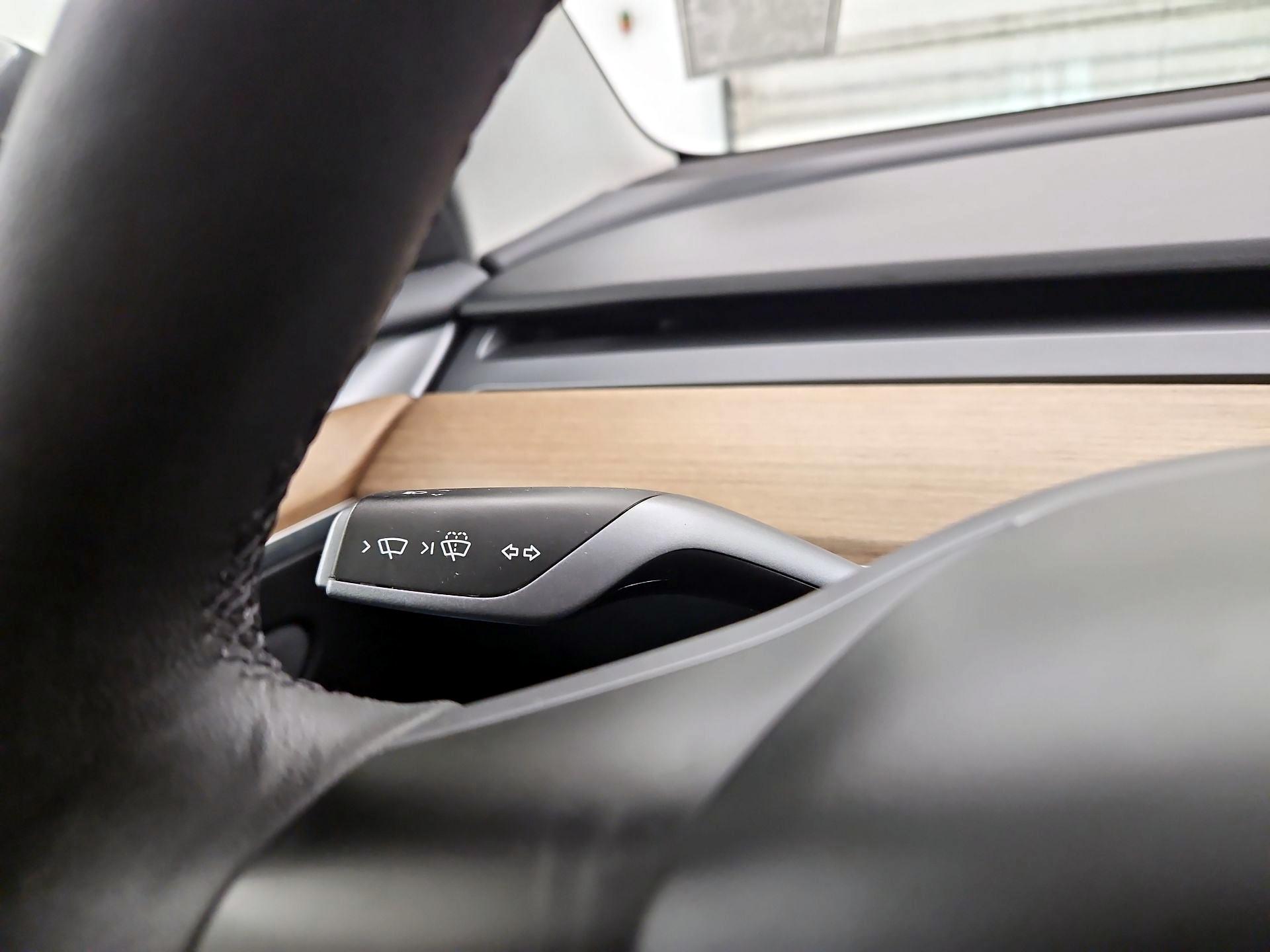 Thumbnail: 2023 Tesla Model 3 - 13