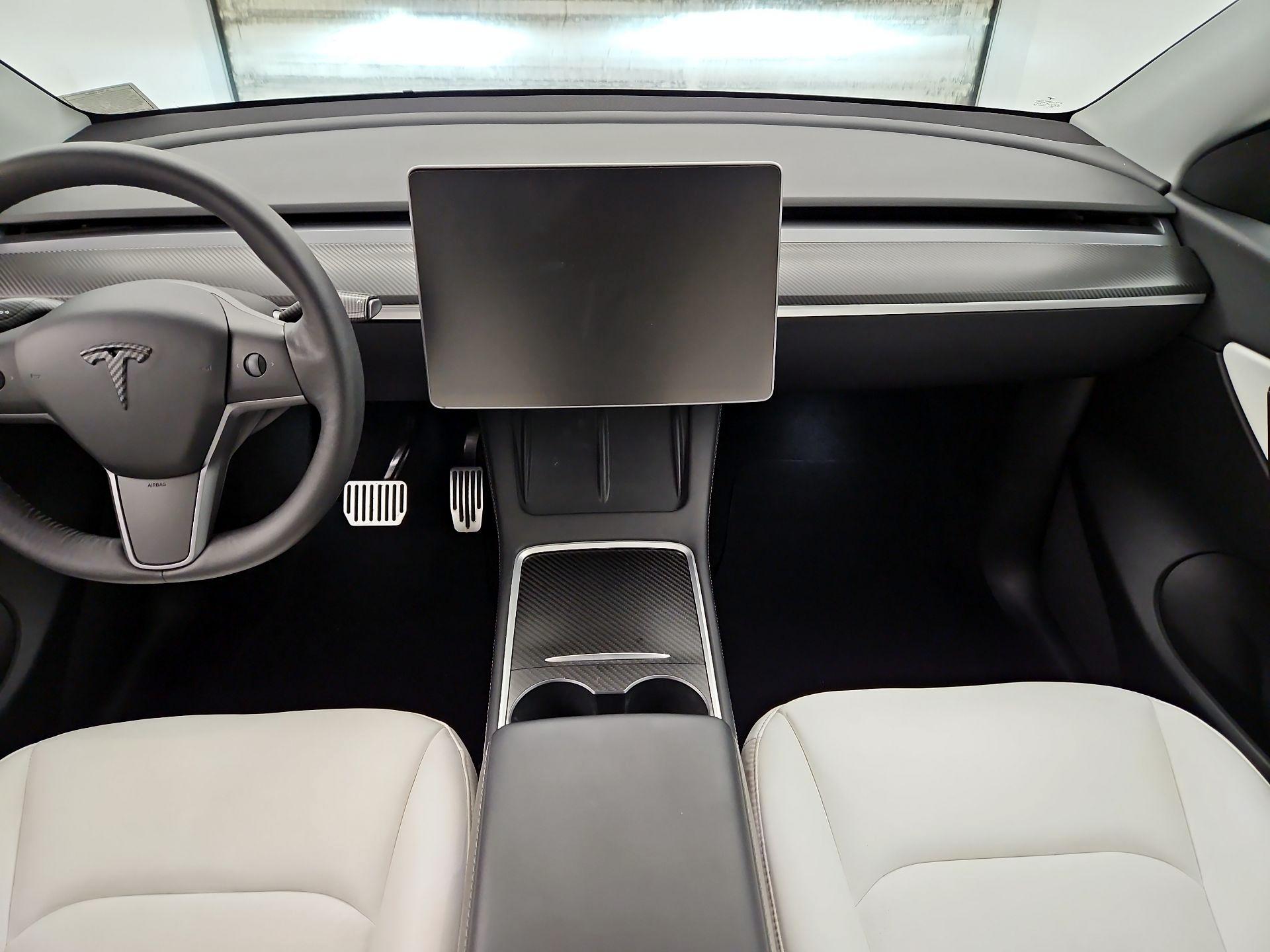 Thumbnail: 2021 Tesla Model Y - 9