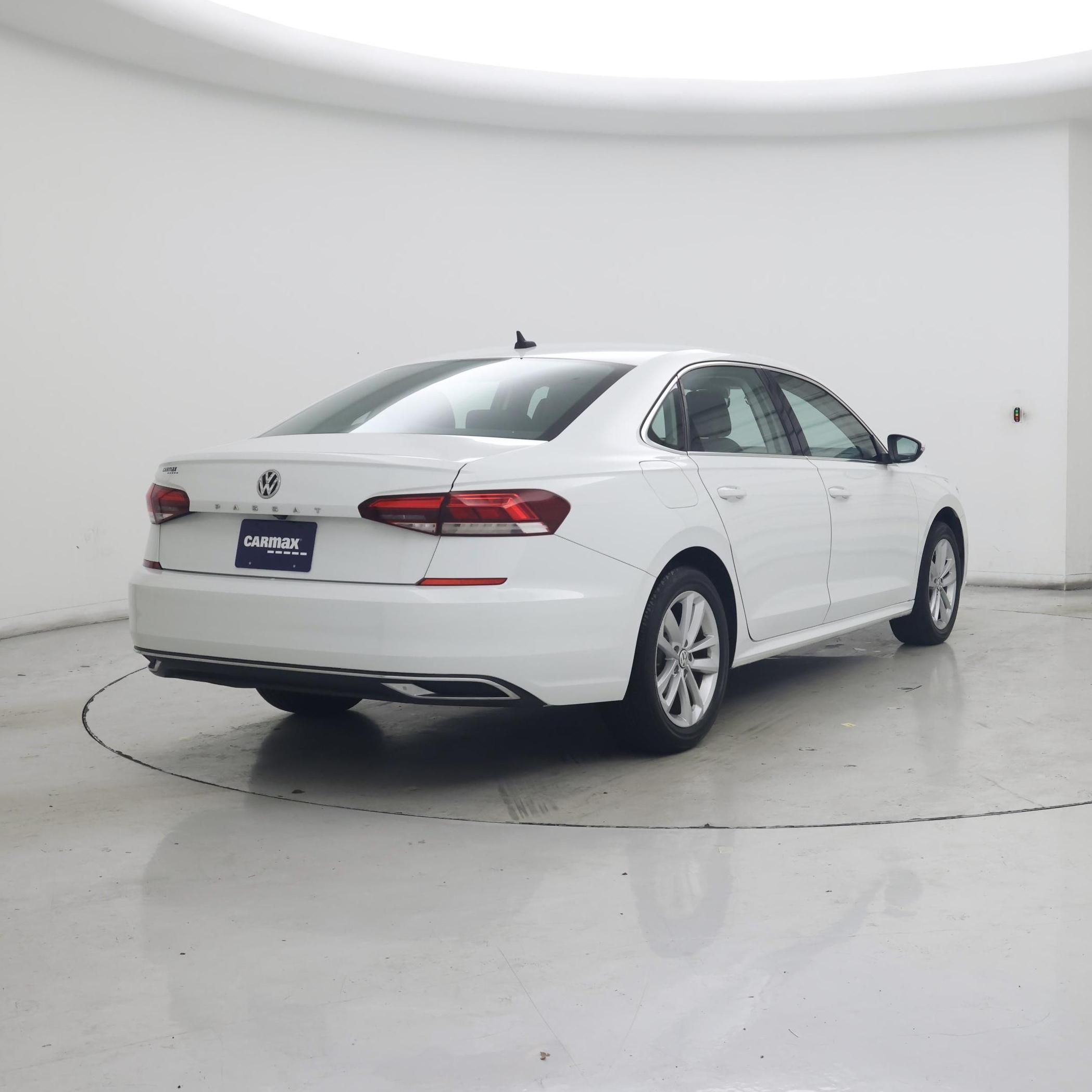 Thumbnail: 2020 Volkswagen Passat - 8