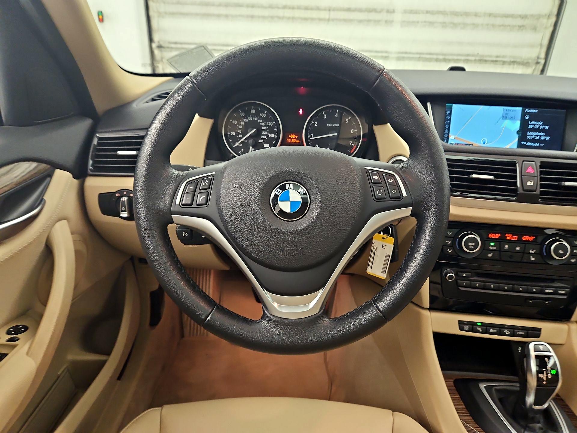 Thumbnail: 2015 BMW X1 - 10