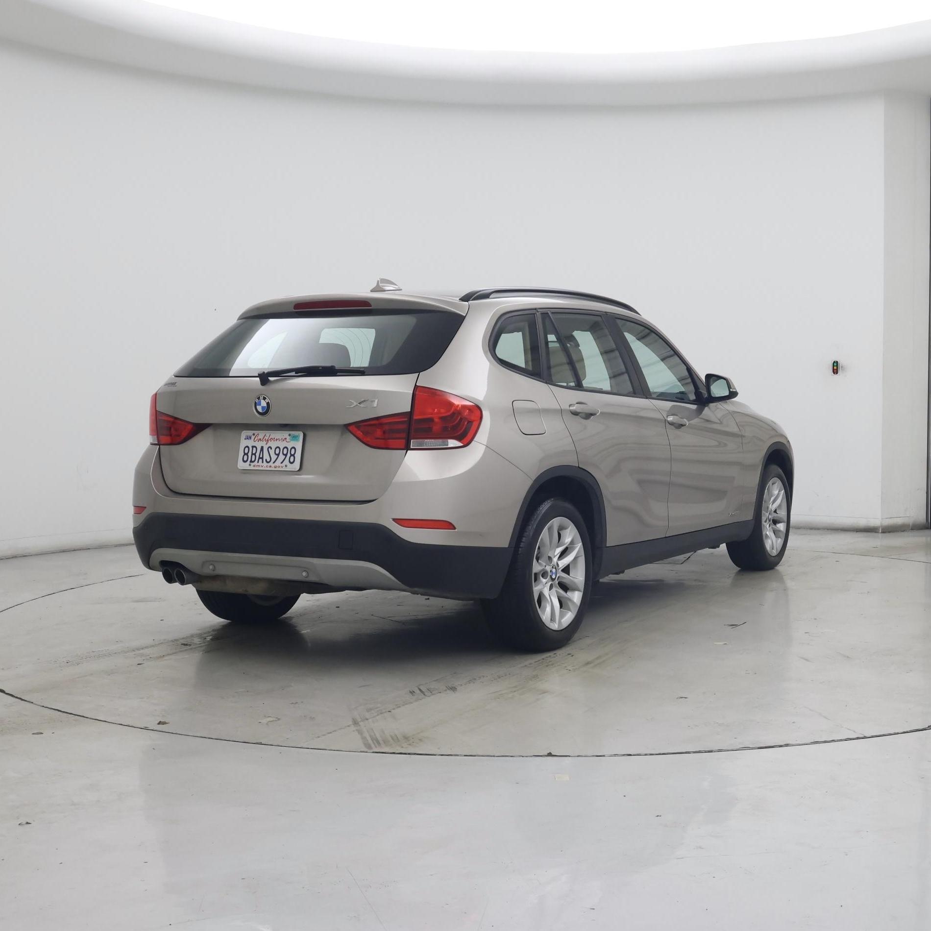 Thumbnail: 2015 BMW X1 - 8