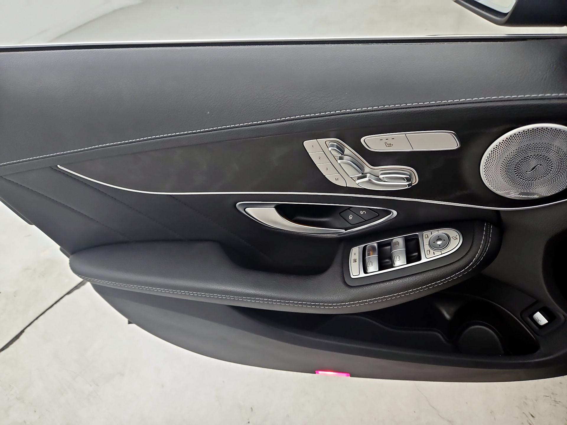 Thumbnail: 2016 Mercedes-Benz C-Class - 12