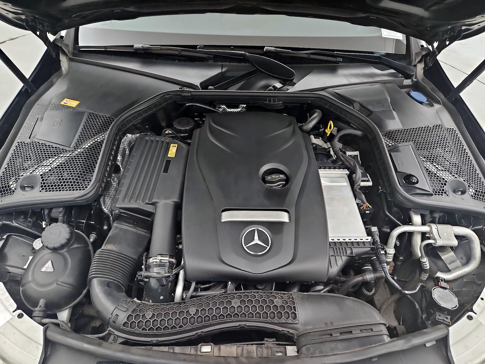 2016 Mercedes-Benz C-Class C300 - Photo 22