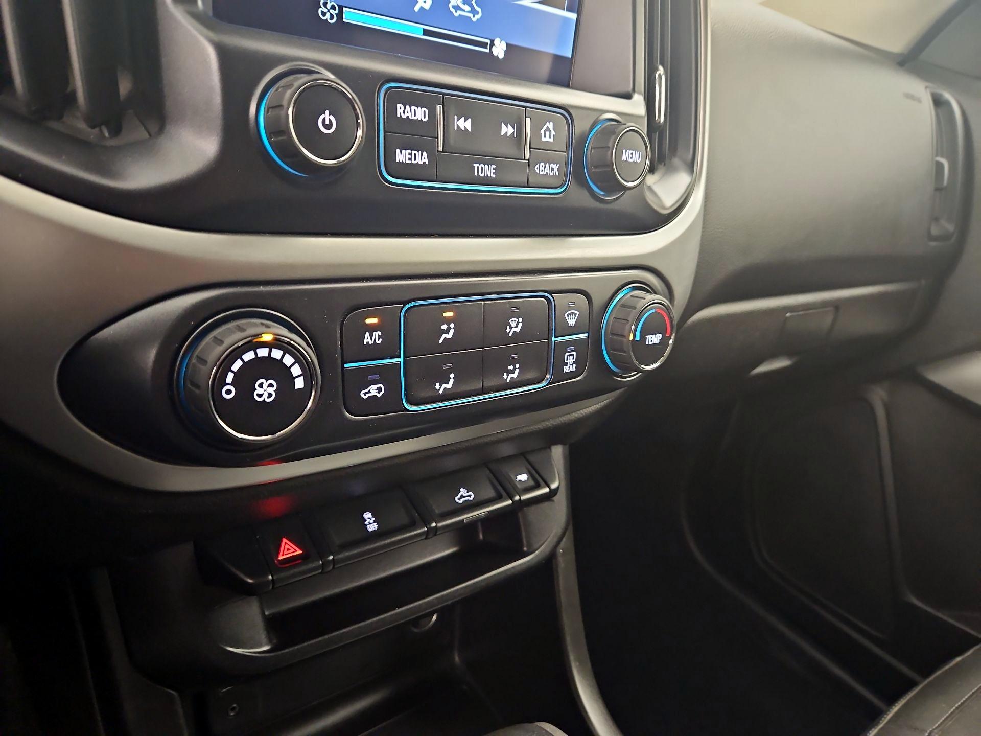 Thumbnail: 2016 Chevrolet Colorado - 15
