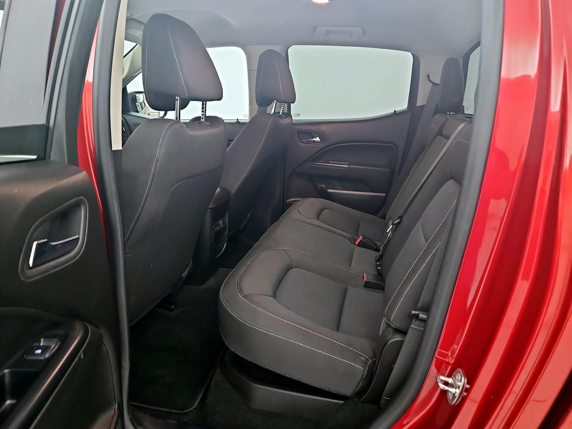 Thumbnail: 2016 Chevrolet Colorado - 18