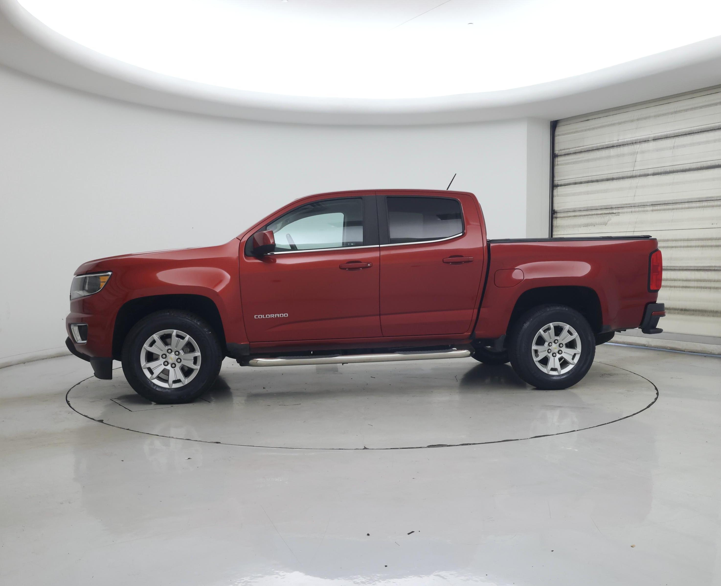 Thumbnail: 2016 Chevrolet Colorado - 3