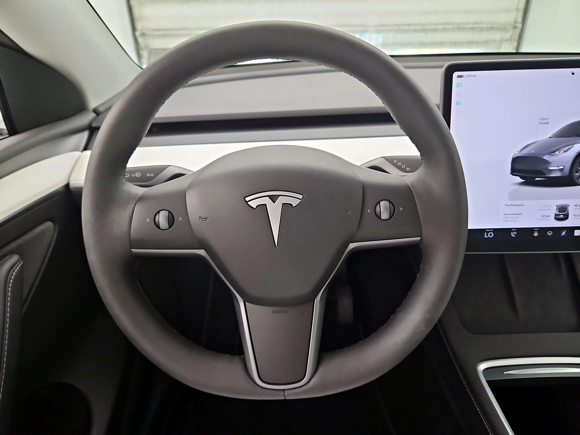 Thumbnail: 2024 Tesla Model Y - 10