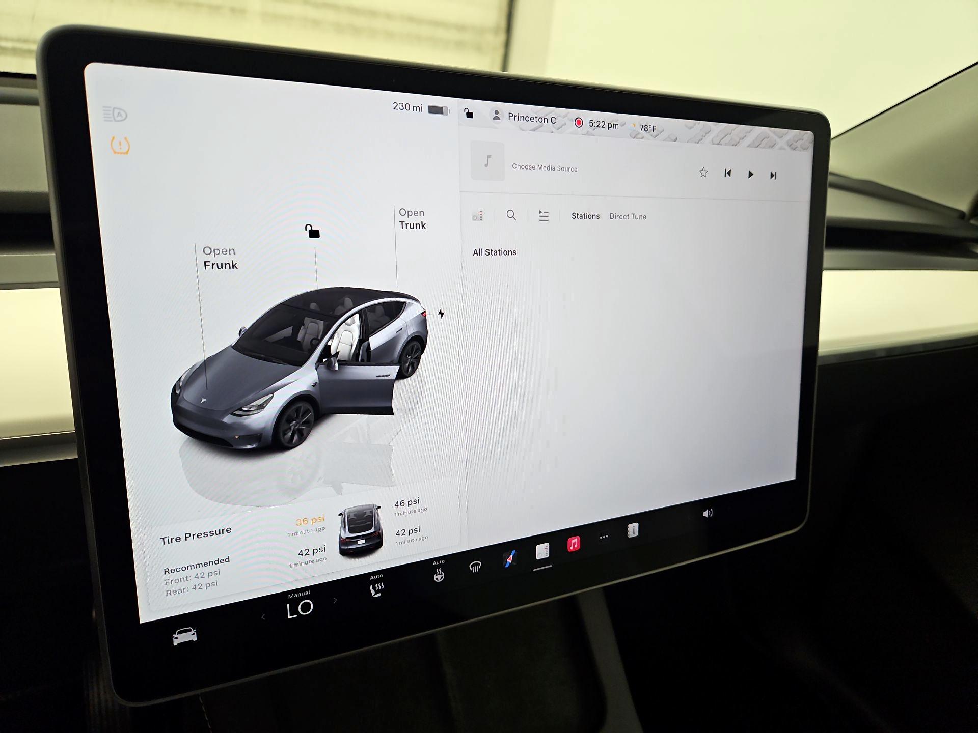 Thumbnail: 2024 Tesla Model Y - 15