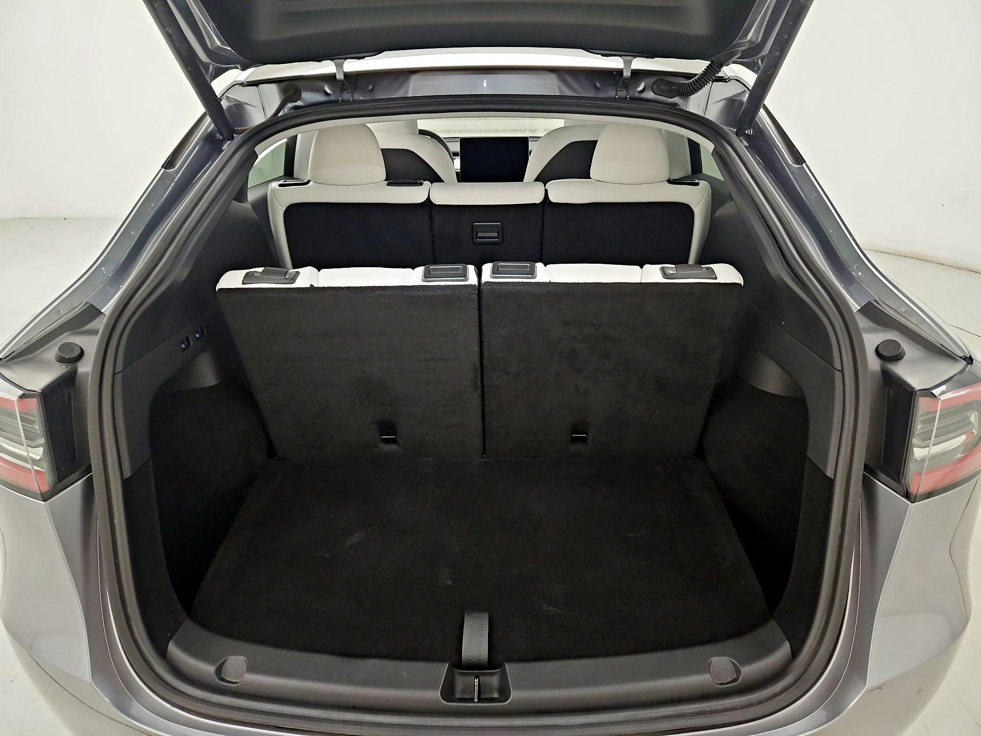 Thumbnail: 2024 Tesla Model Y - 20