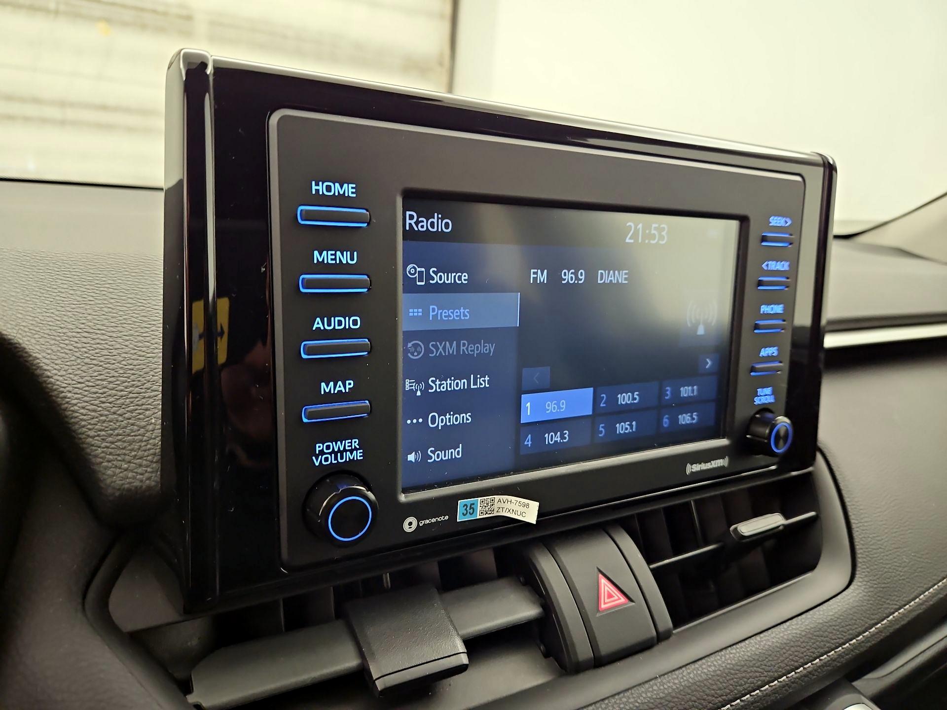 Thumbnail: 2021 Toyota RAV4 - 15