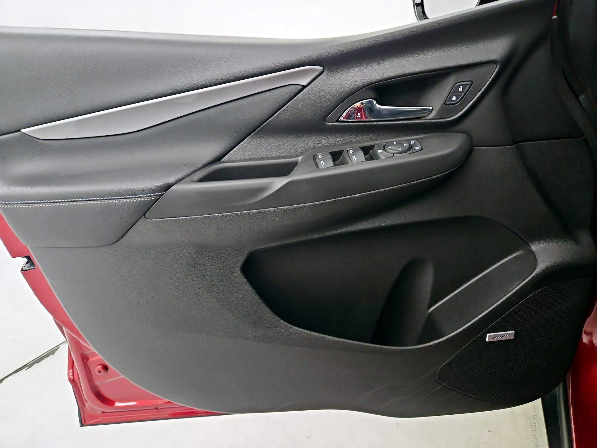 Thumbnail: 2022 Chevrolet Bolt EV - 12