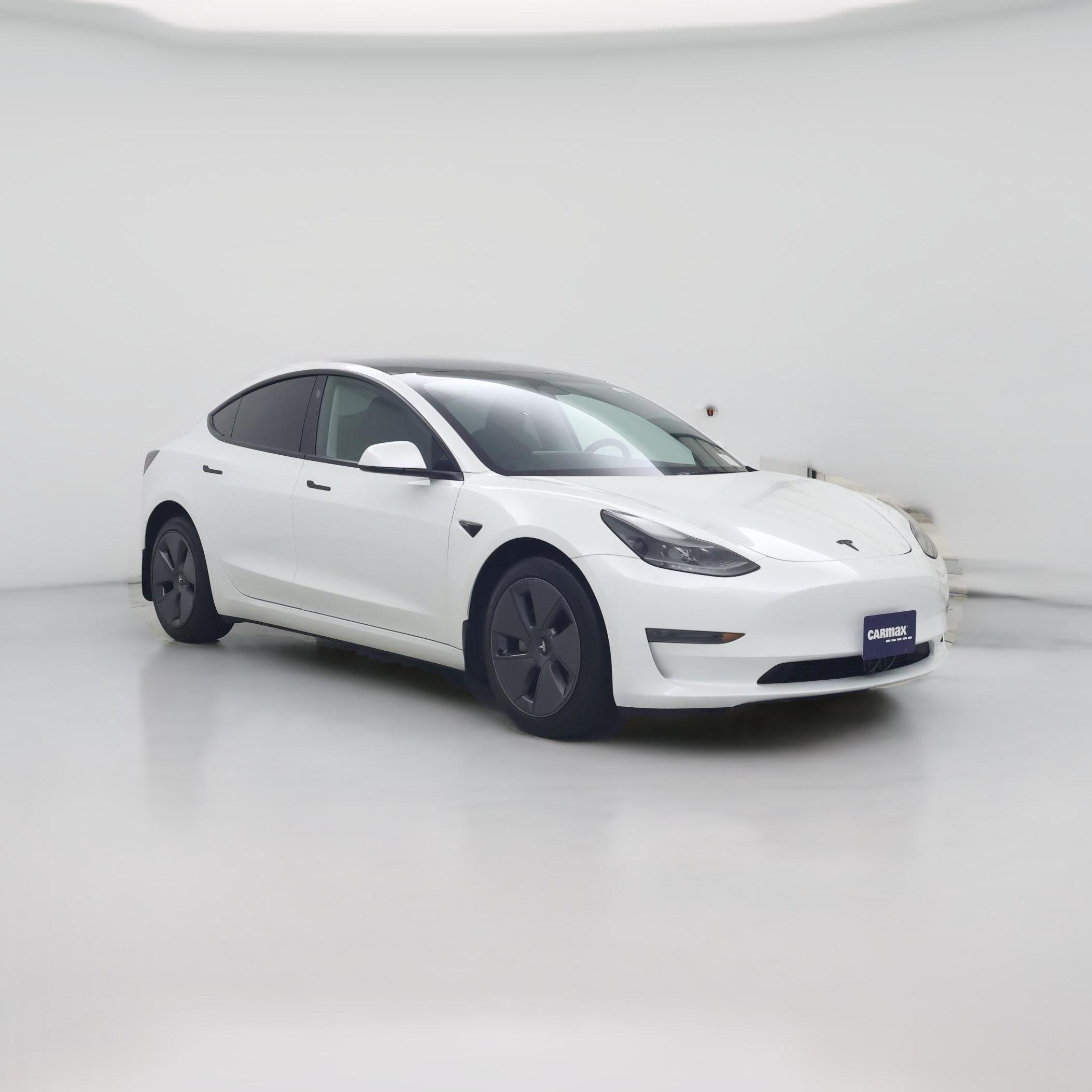 Thumbnail: 2023 Tesla Model 3 - 1