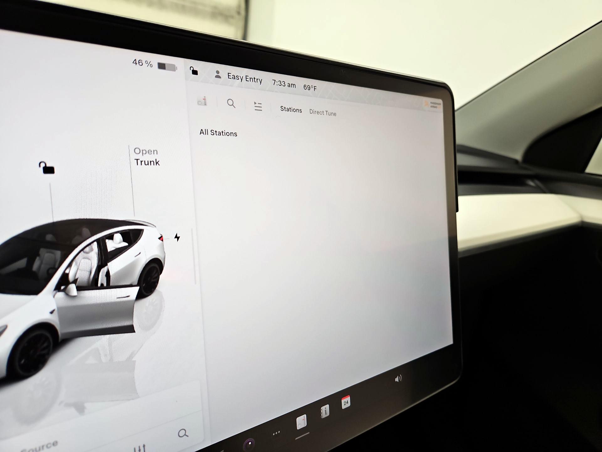 Thumbnail: 2023 Tesla Model Y - 15