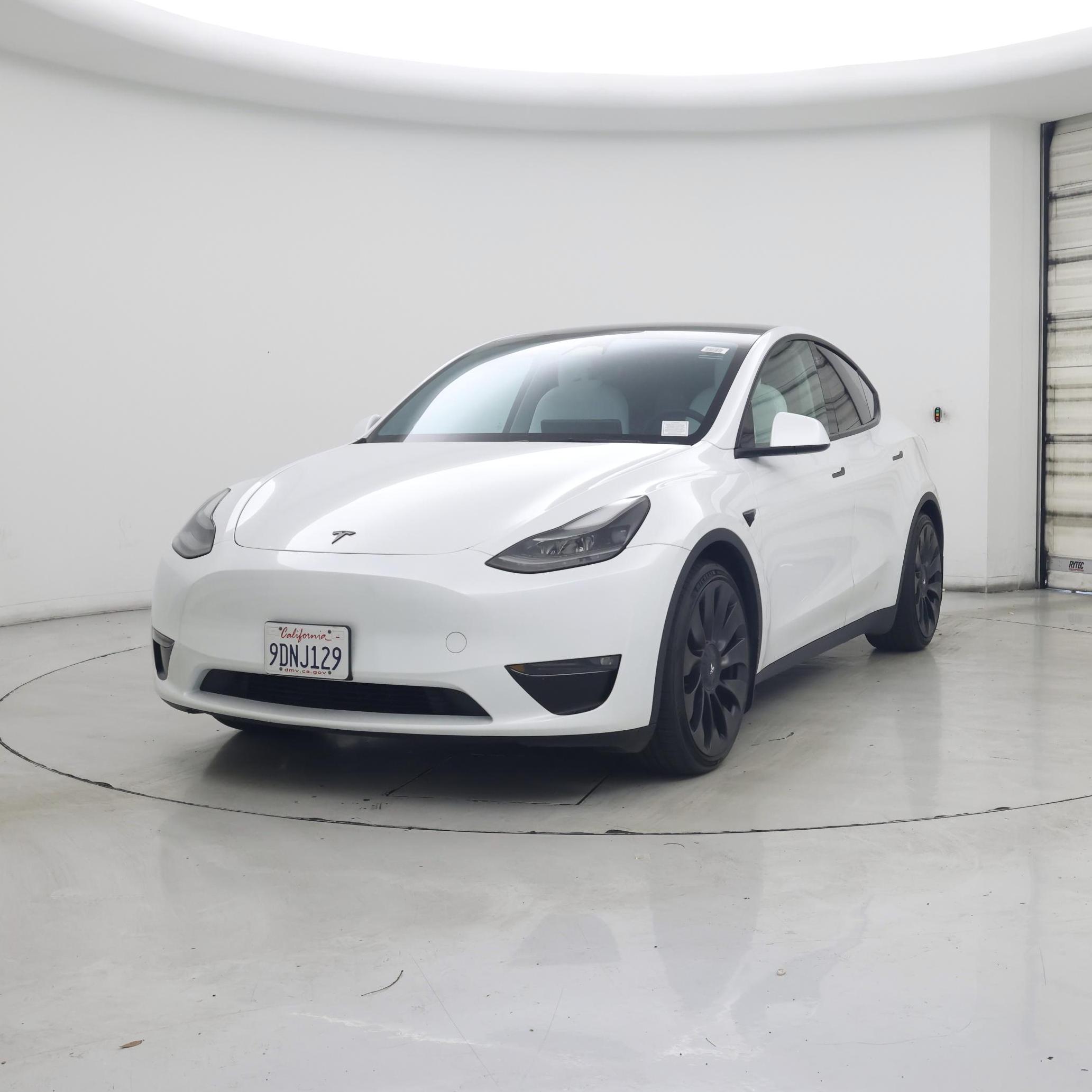 Thumbnail: 2023 Tesla Model Y - 4