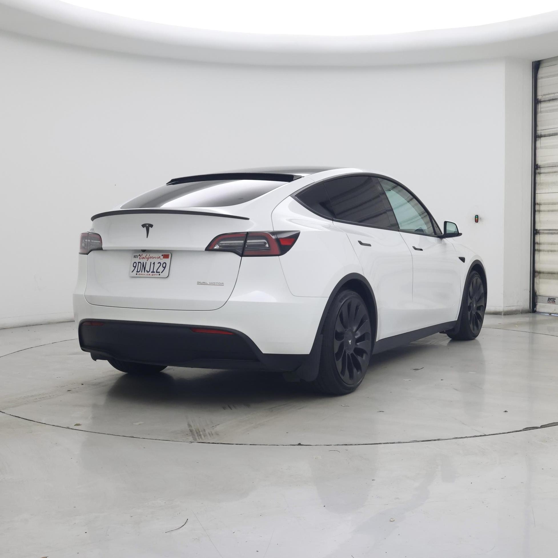 Thumbnail: 2023 Tesla Model Y - 8