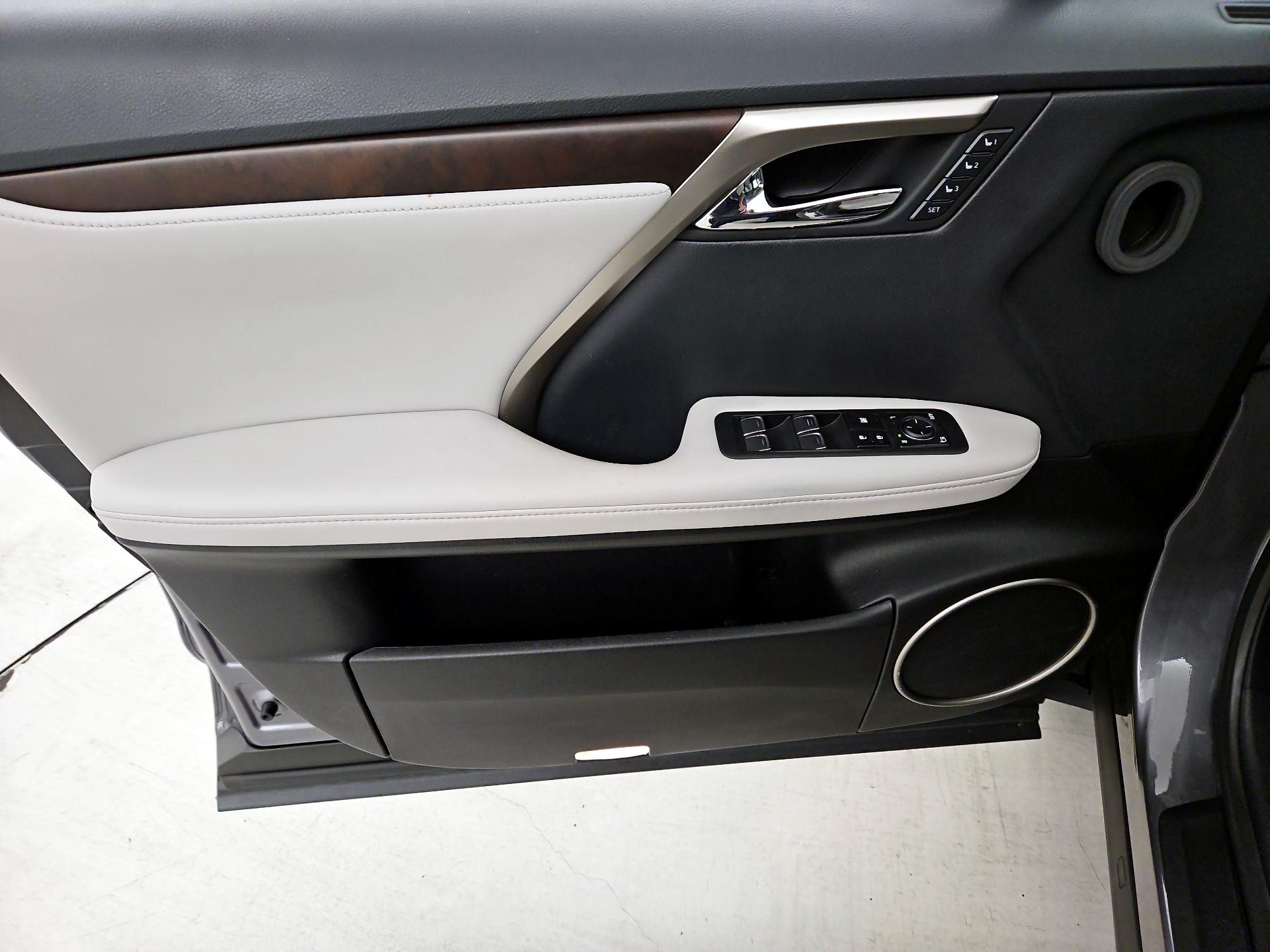 Thumbnail: 2020 Lexus RX - 12