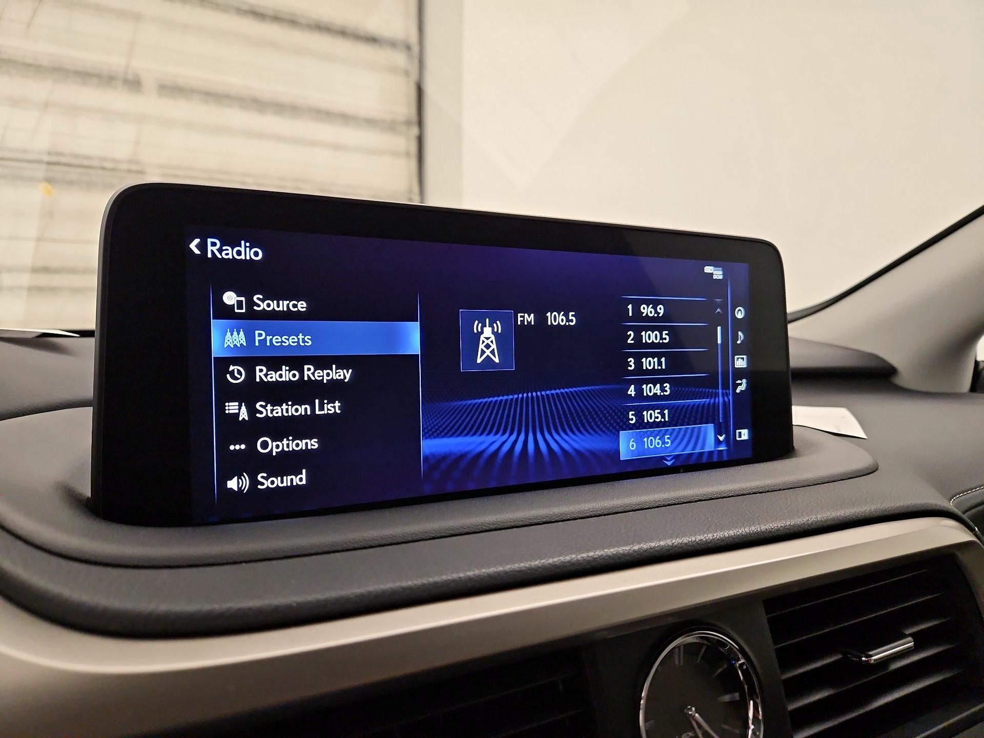 Thumbnail: 2020 Lexus RX - 16