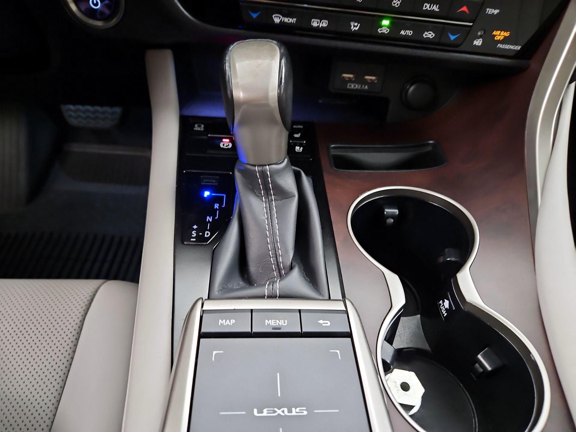 Thumbnail: 2020 Lexus RX - 18