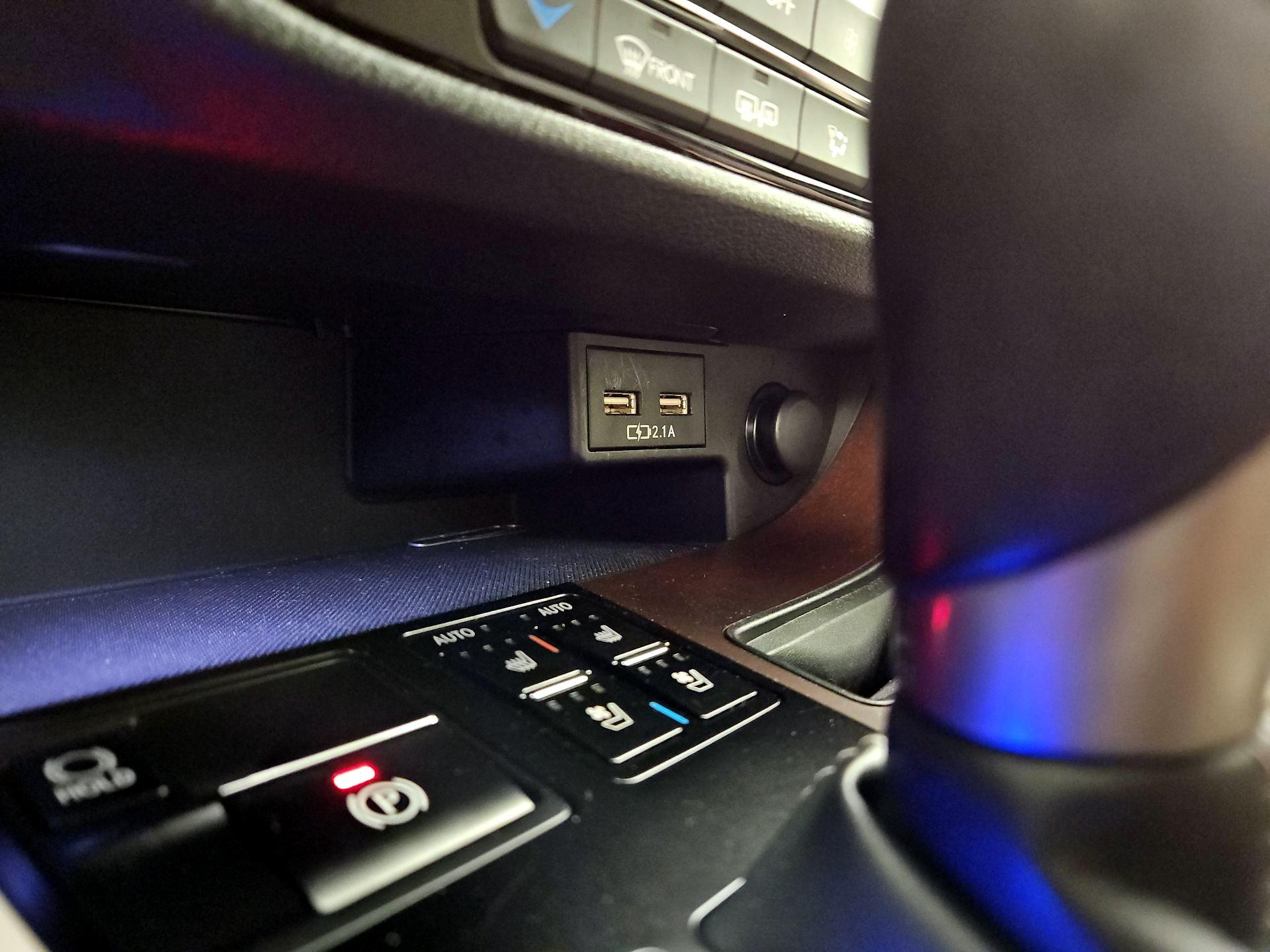 Thumbnail: 2020 Lexus RX - 19