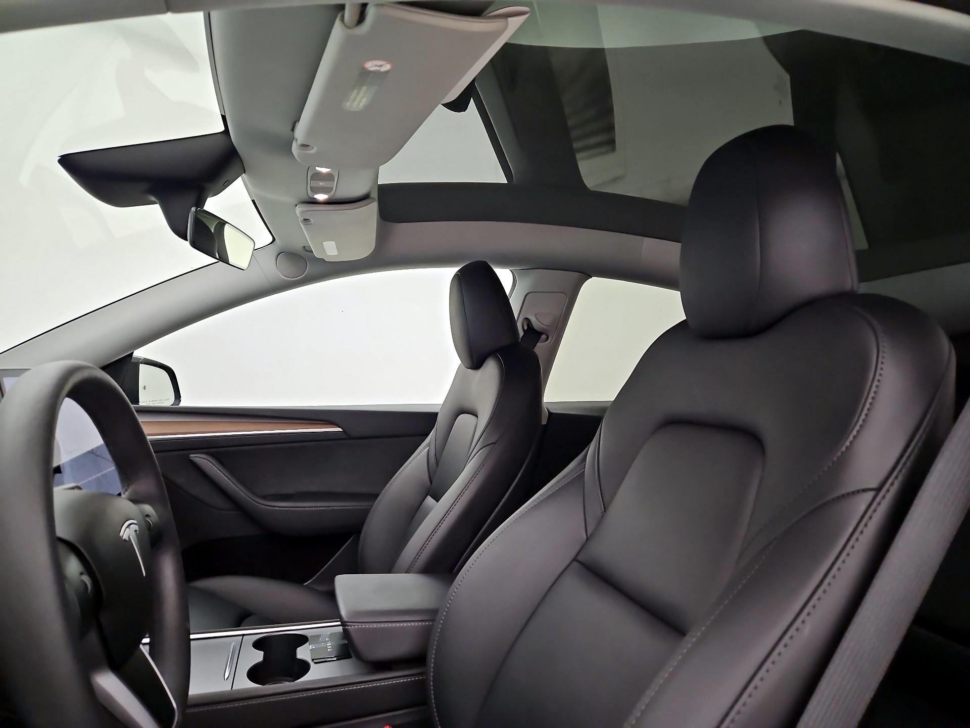 Thumbnail: 2024 Tesla Model Y - 18