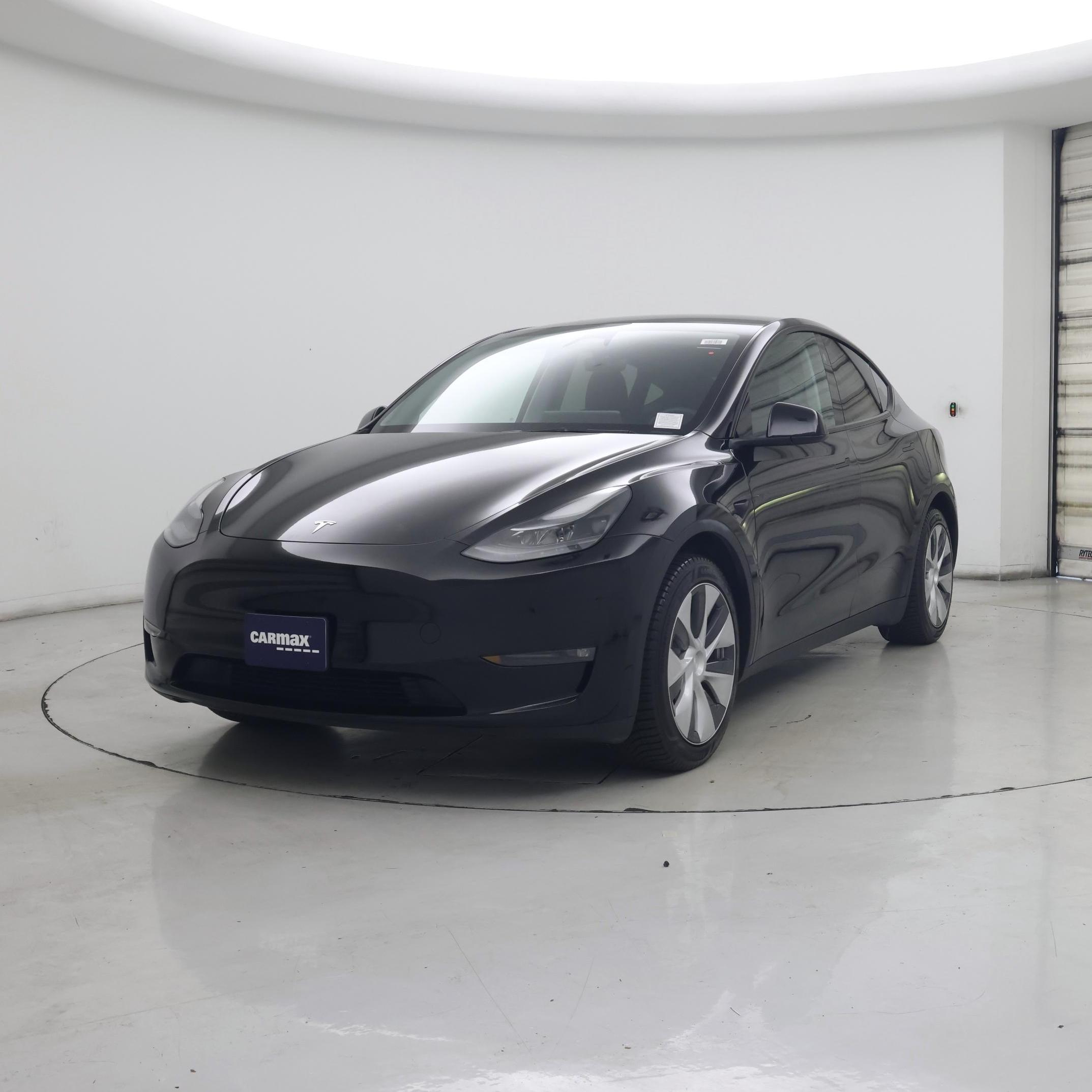 Thumbnail: 2024 Tesla Model Y - 4