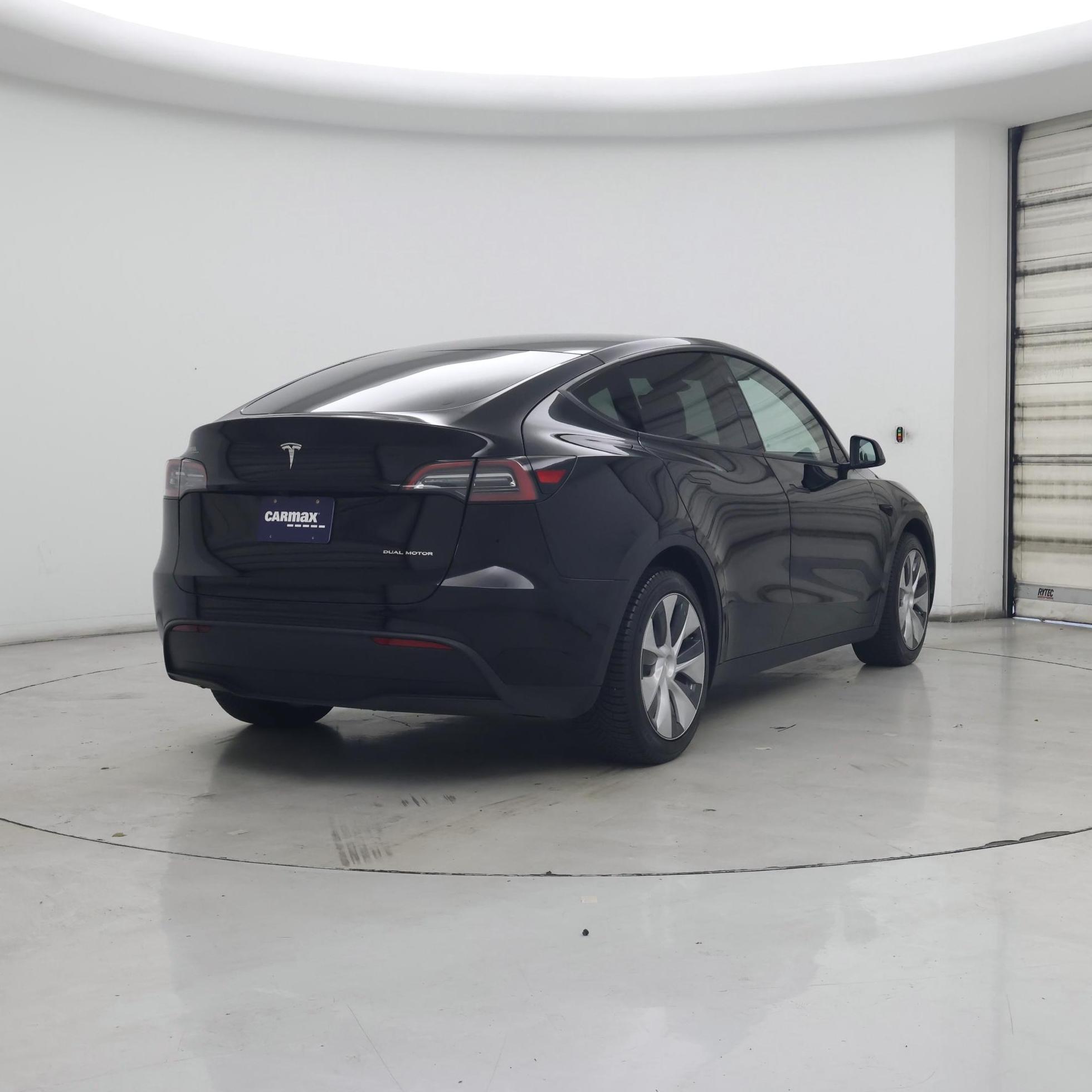 Thumbnail: 2024 Tesla Model Y - 8