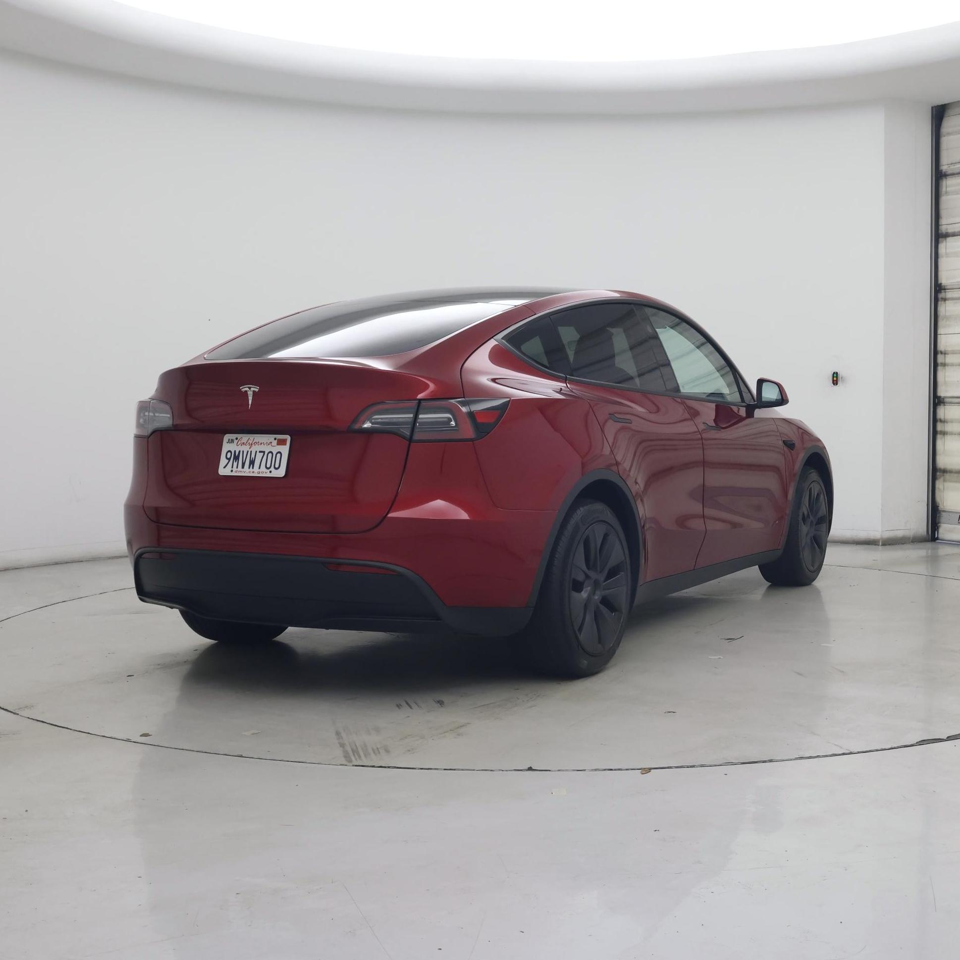 Thumbnail: 2024 Tesla Model Y - 8