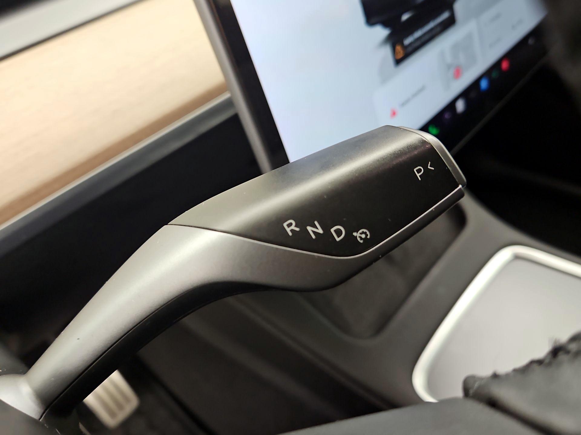 Thumbnail: 2022 Tesla Model Y - 17