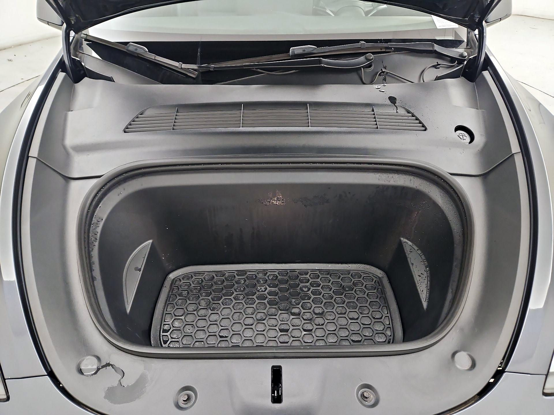 Thumbnail: 2022 Tesla Model Y - 20