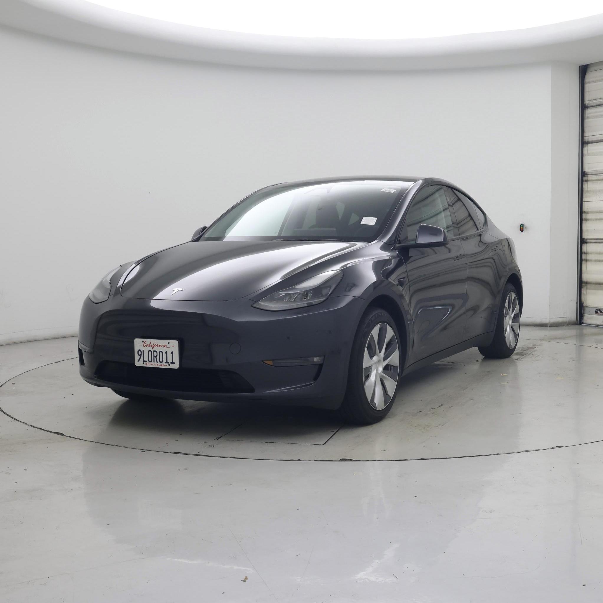 Thumbnail: 2024 Tesla Model Y - 4