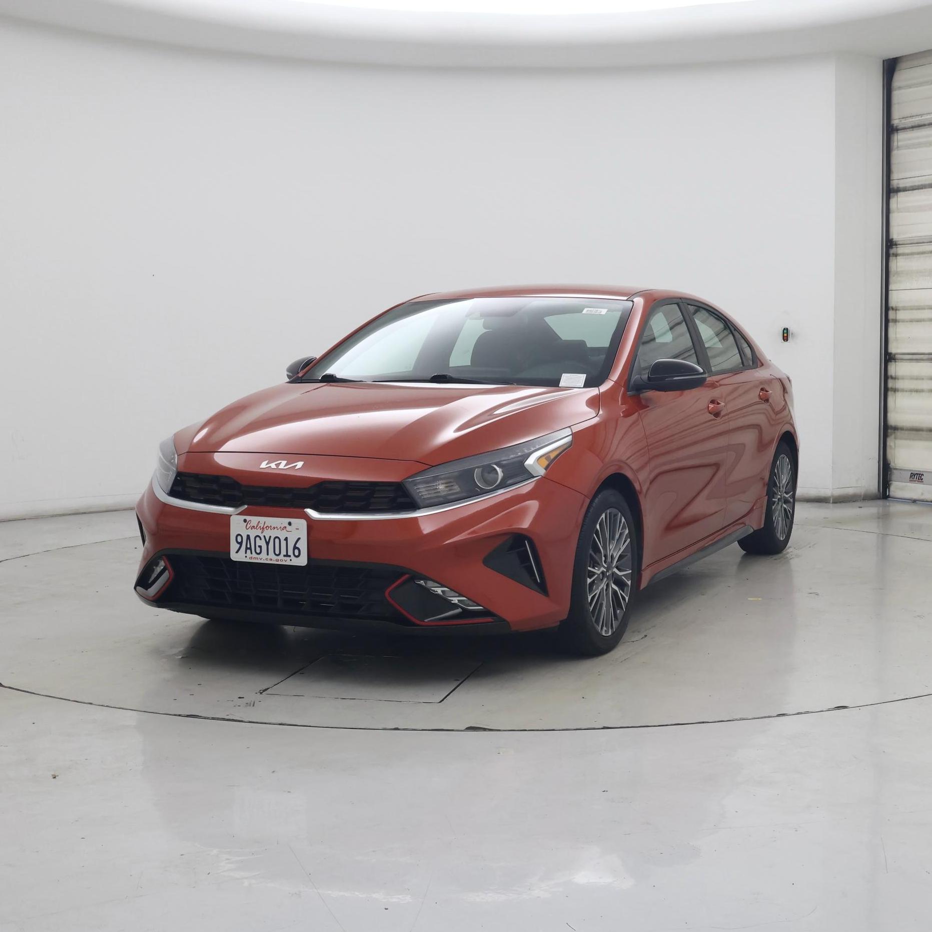 Thumbnail: 2022 Kia Forte - 4