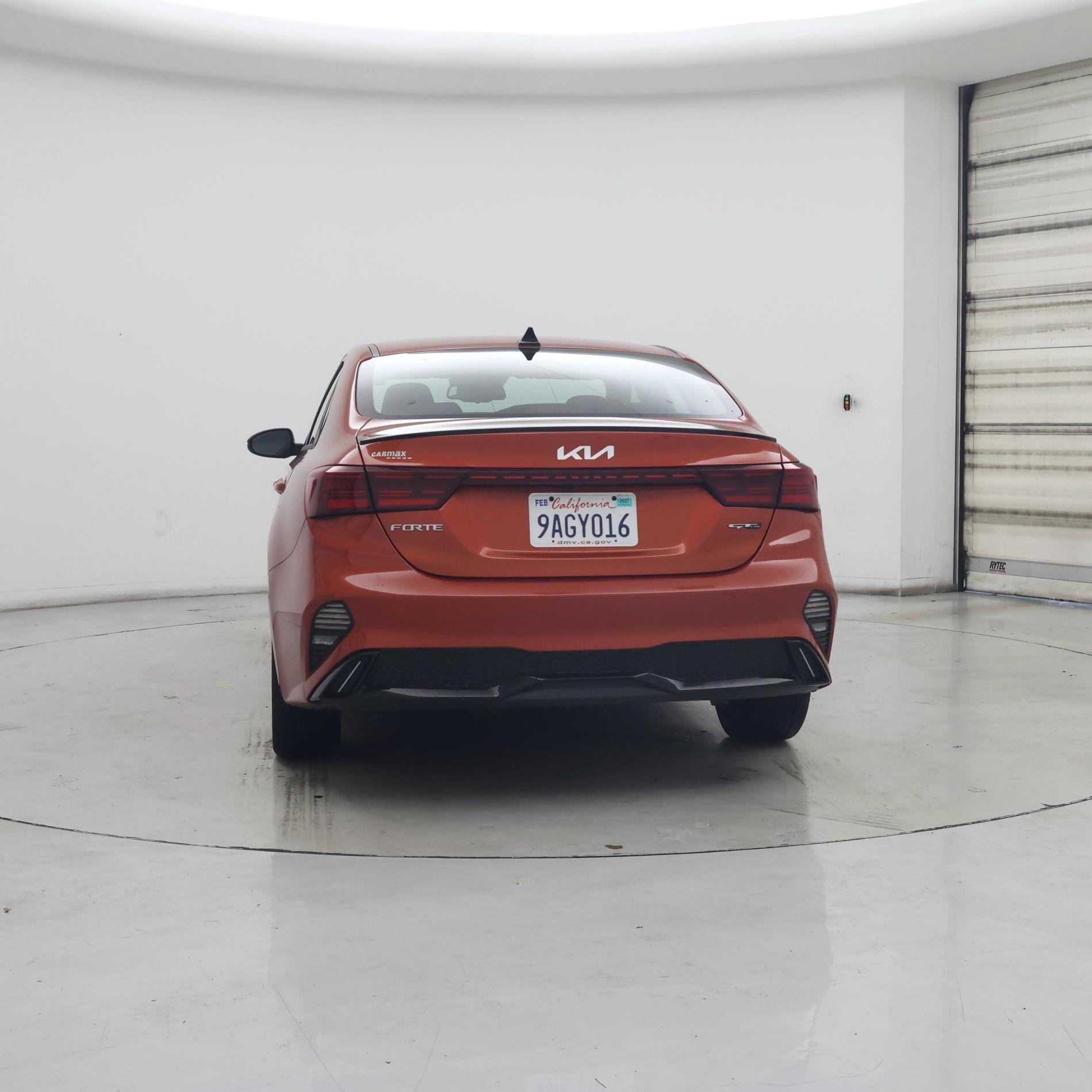 Thumbnail: 2022 Kia Forte - 6