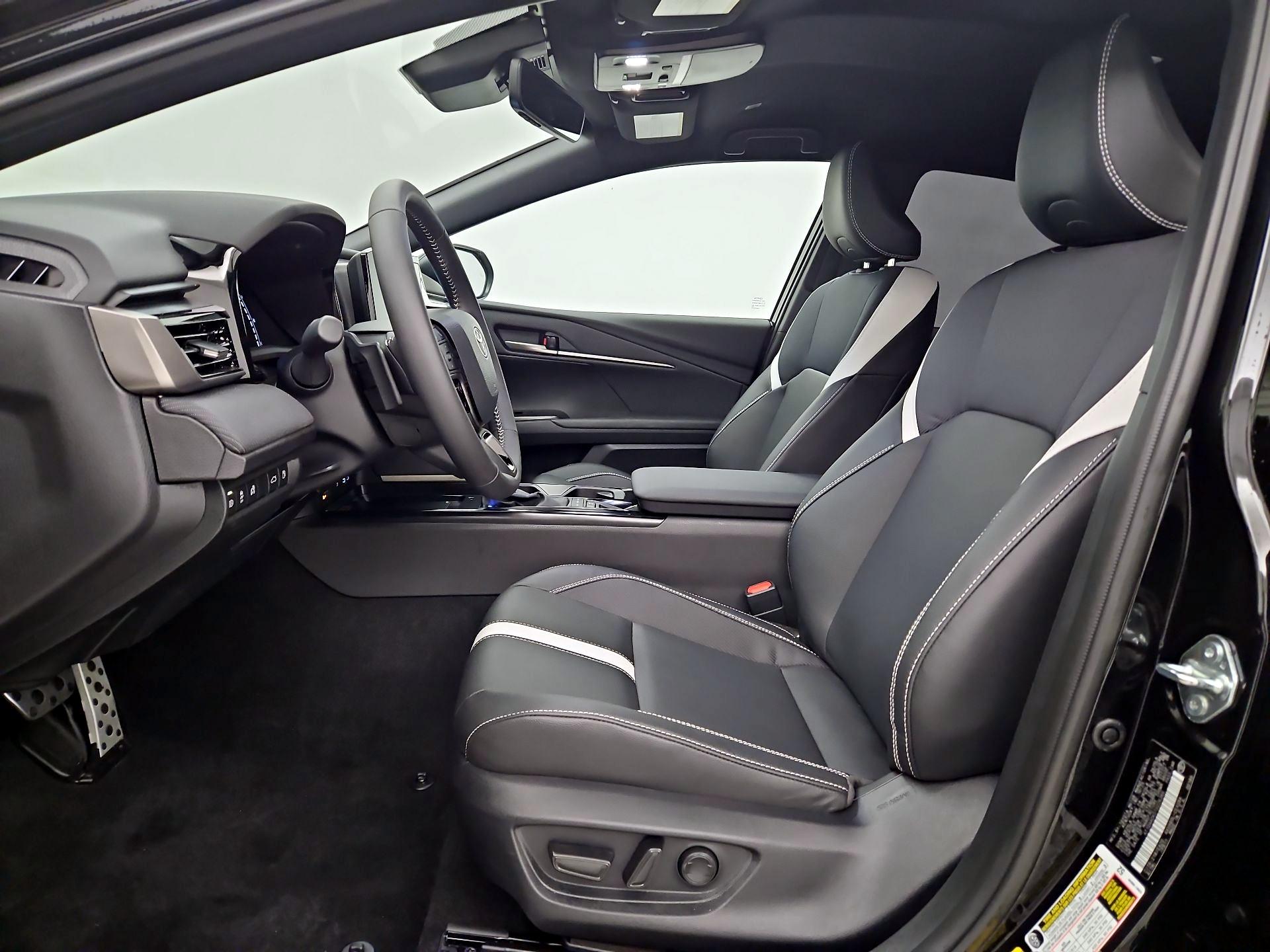 Thumbnail: 2026 Toyota Camry - 11