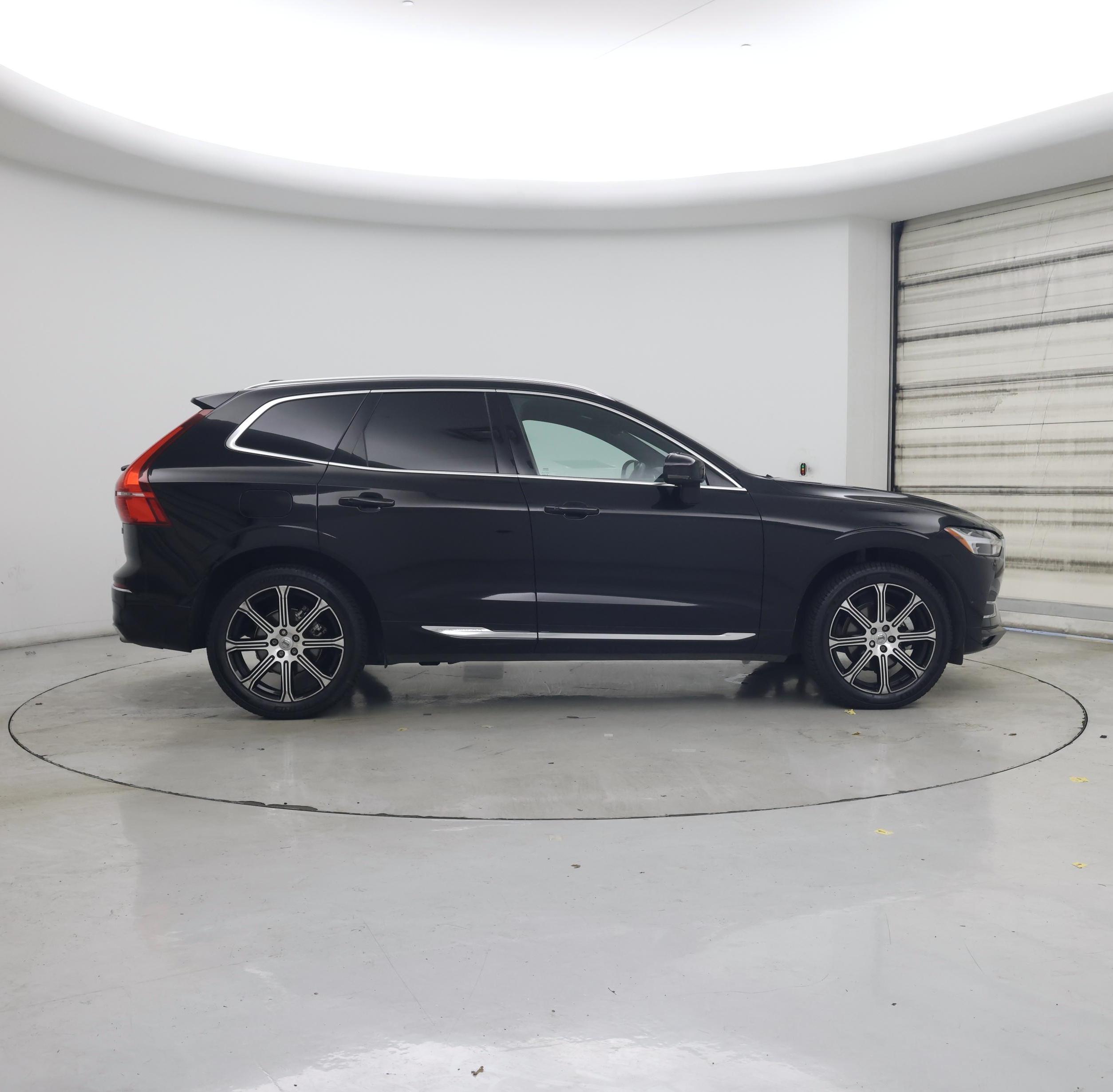 Thumbnail: 2019 Volvo XC60 - 7
