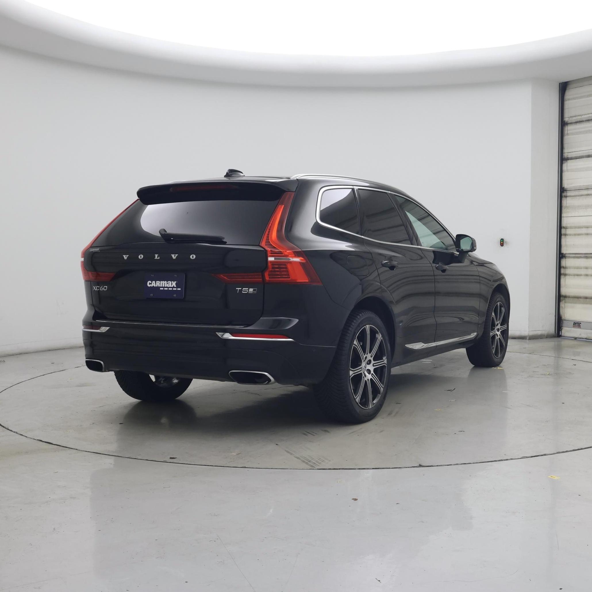 Thumbnail: 2019 Volvo XC60 - 8