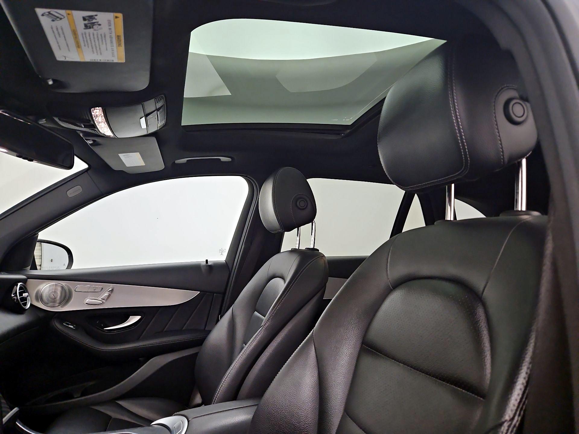 Thumbnail: 2019 Mercedes-Benz GLC - 20
