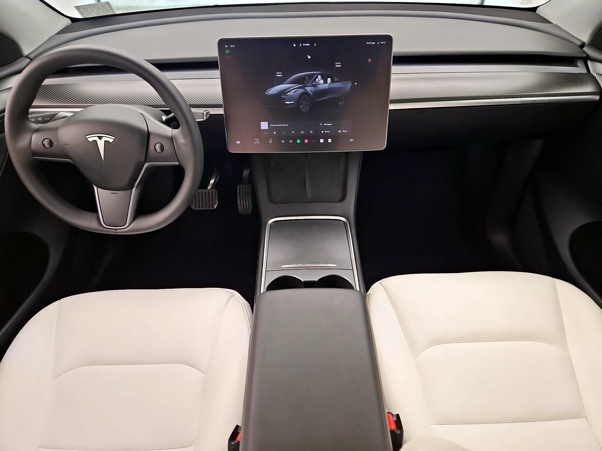 Thumbnail: 2023 Tesla Model Y - 9