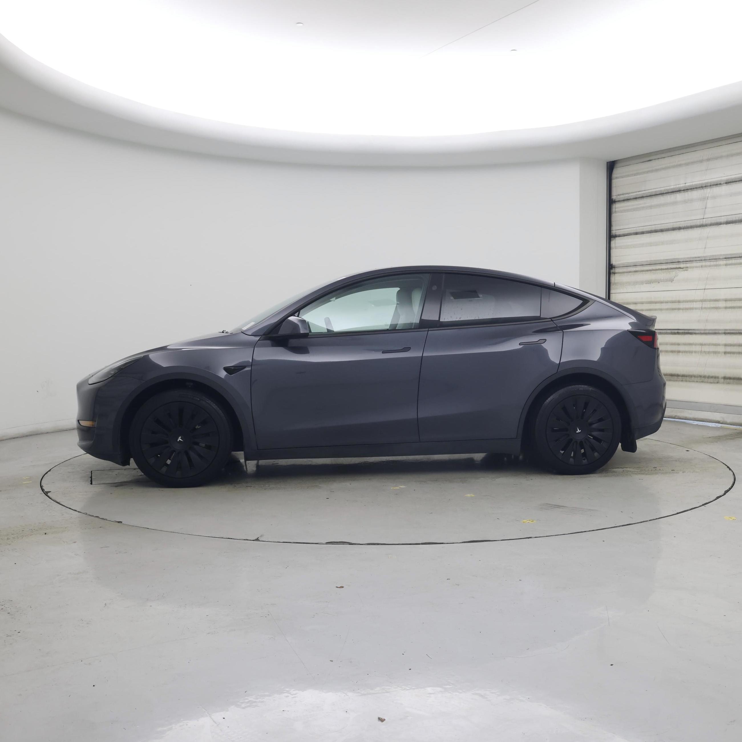 Thumbnail: 2023 Tesla Model Y - 3